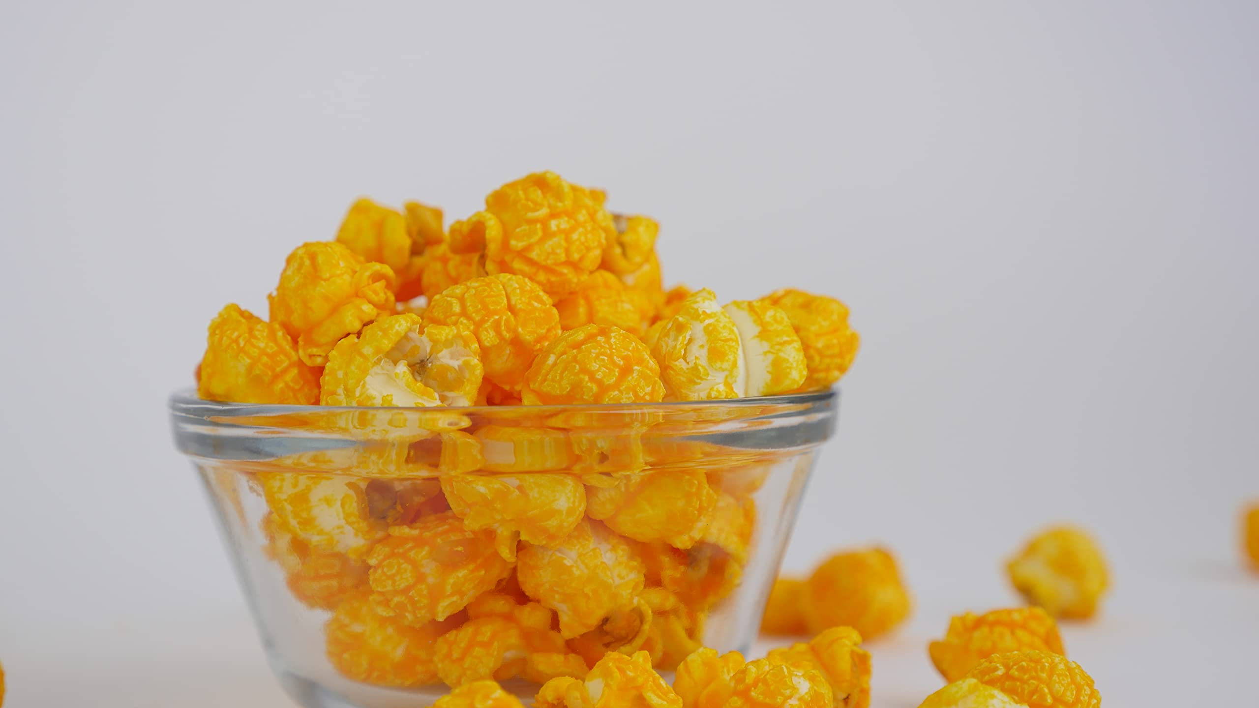 Uncle Myron's Gourmet Cheddar Cheese Popcorn - 9 oz Gluten Free Snack Bag | Perfect for Movie Nights, Parties & Office Snacks