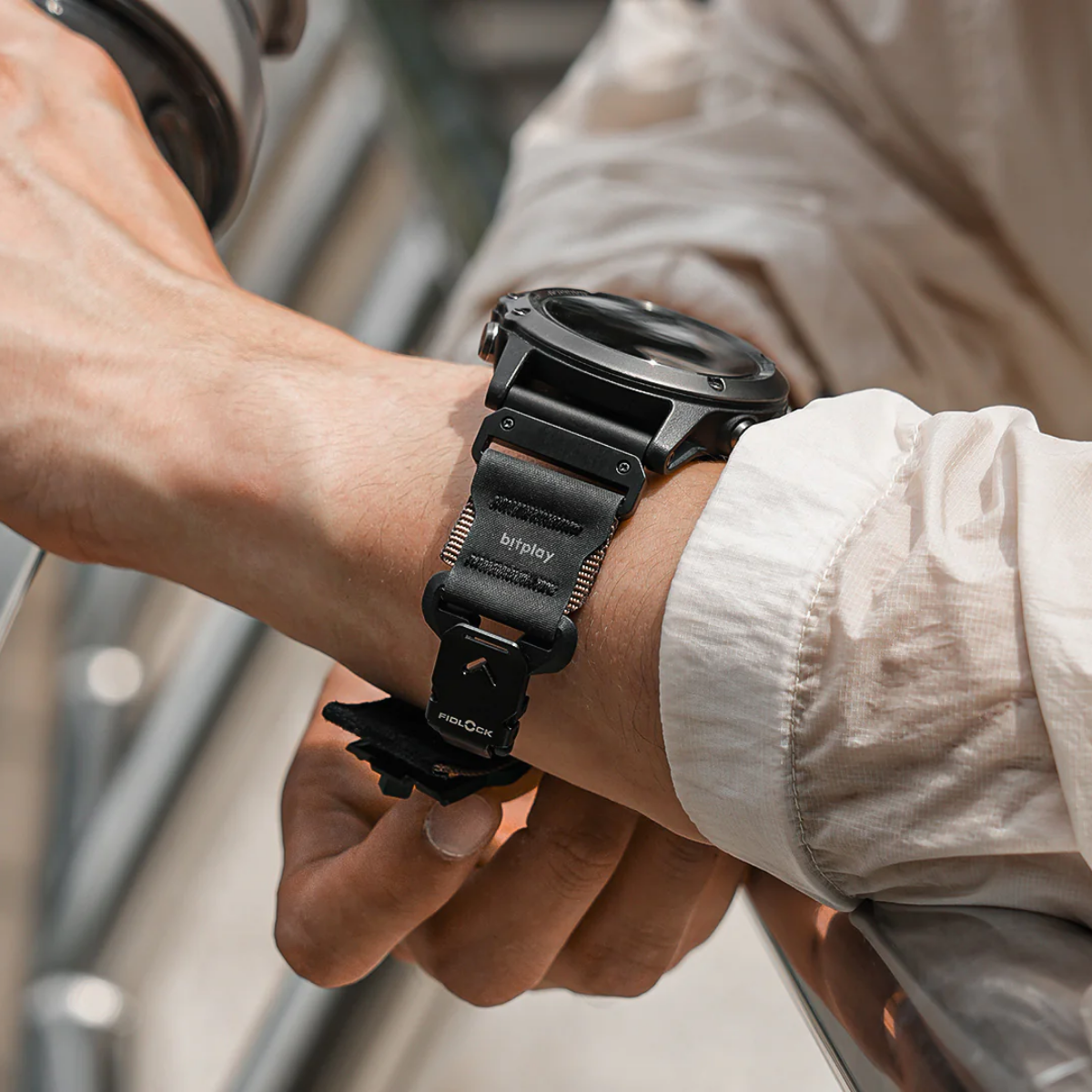 bitplay Fidlock® Magnetic Watch Band - Durable QuickFit Strap for Garmin Fenix/Forerunner - Perfect for Outdoor Sports, Hiking & Adventure Activities
