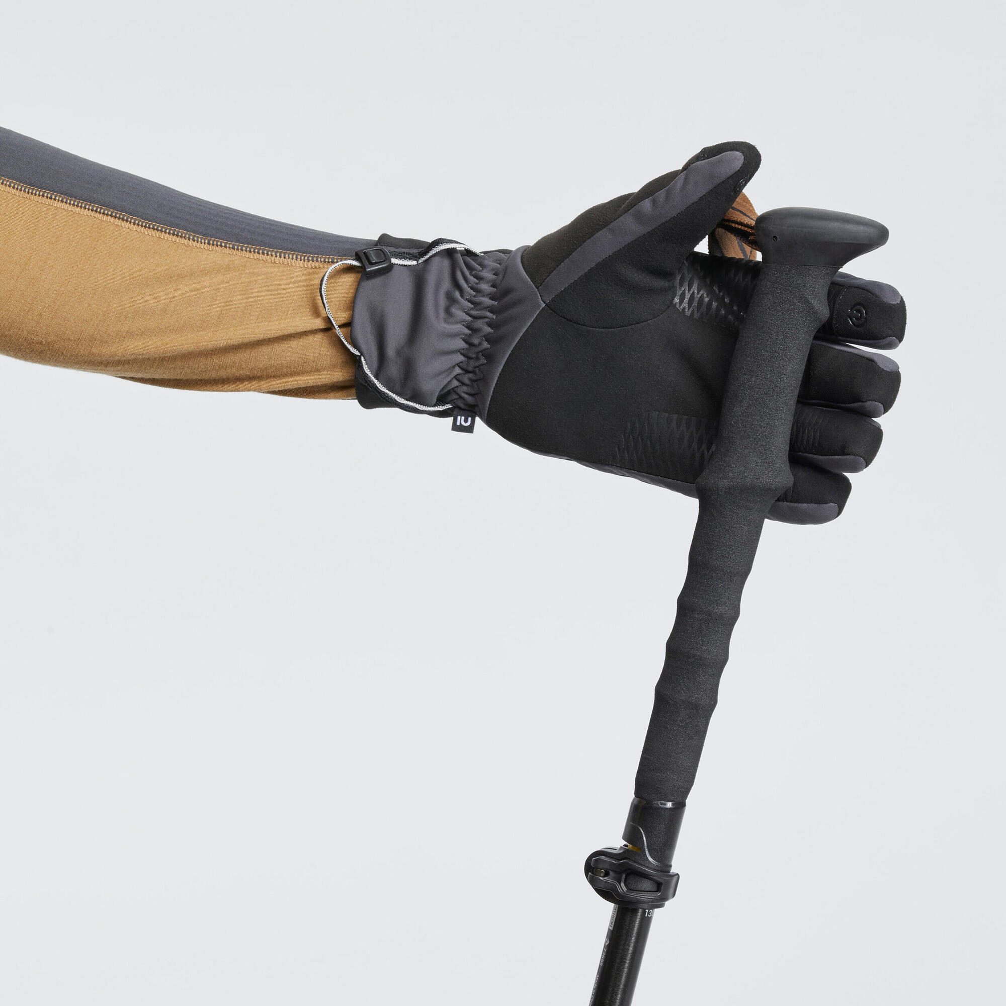 Forclaz MT900 Hiking Gloves for Adults - Lightweight, Waterproof & Durable - Perfect for Backpacking, Camping & Outdoor Adventures