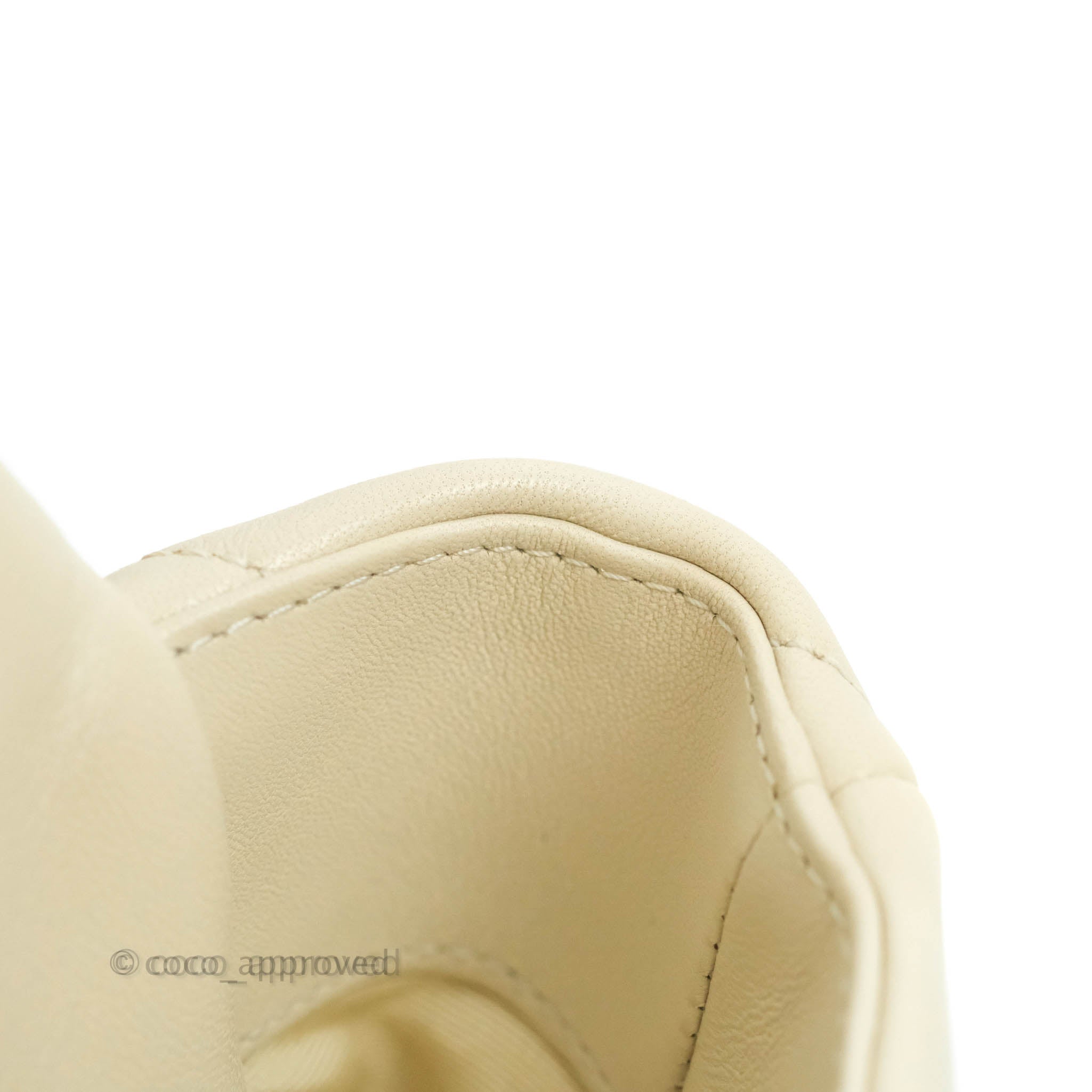 Chanel 19 Medium Flap Bag in Beige Cream Goatskin Leather with Mixed Hardware - Luxury Designer Handbag for Women, Perfect for Work, Travel and Special Occasions