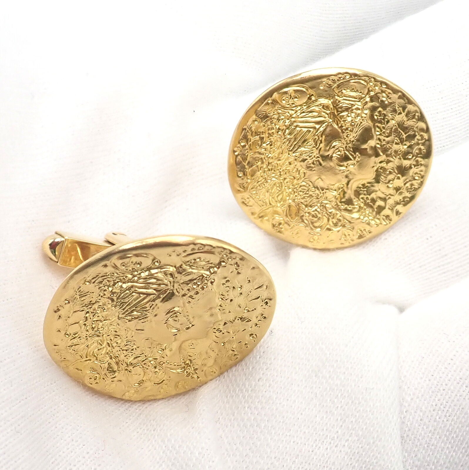 Authentic Salvador Dali D'or for Piaget 18k & 22k Yellow Gold Cufflinks - Luxury Men's Jewelry for Formal Events & Business Attire