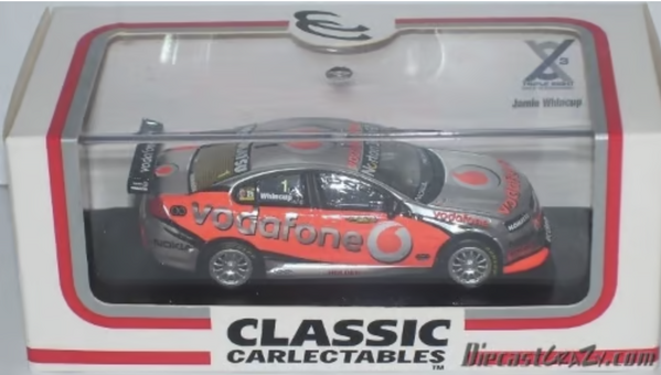 1:64 Scale Jamie Whincup 2010 Triple Eight Race Engineering VE Commodore Diecast Model Car - Collectible Racing Memorabilia for Display & Gift Giving