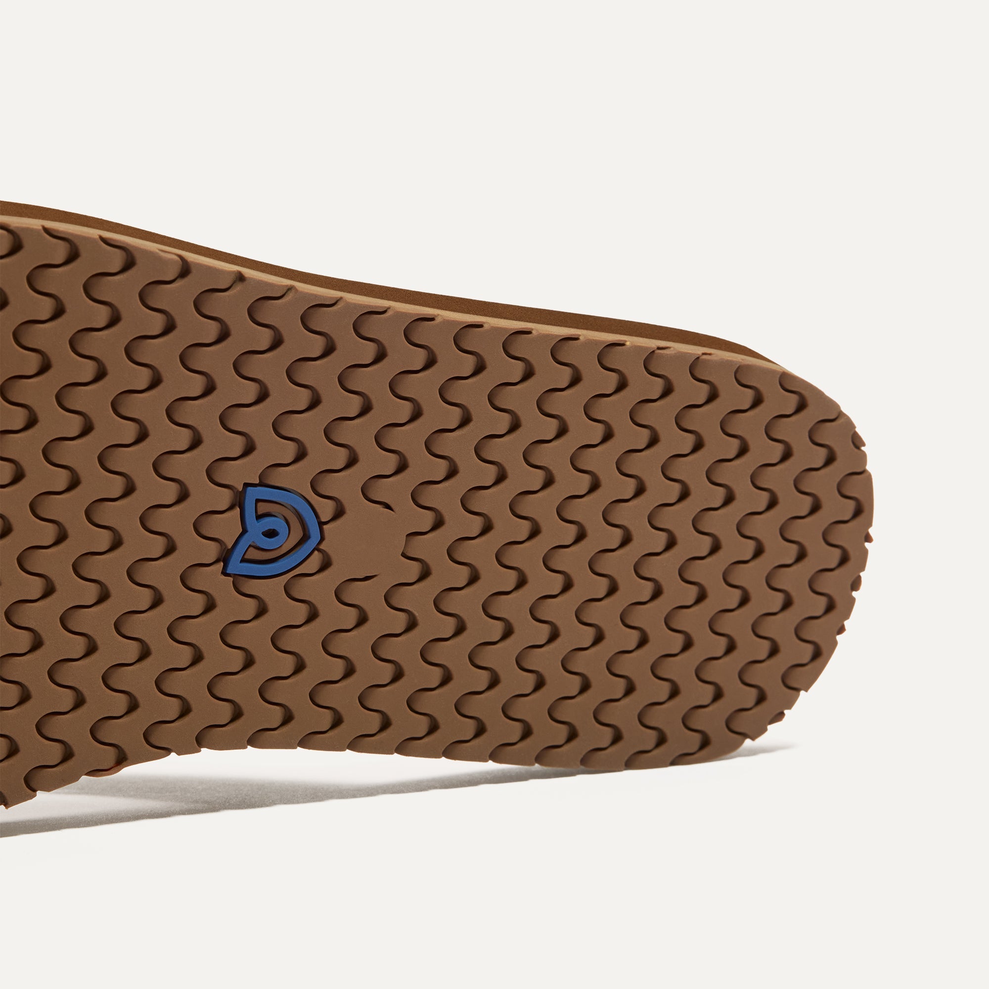 Men's Comfortable Flip Flops - Driftwood Brown Color | Perfect for Beach, Pool, and Summer Outdoor Activities