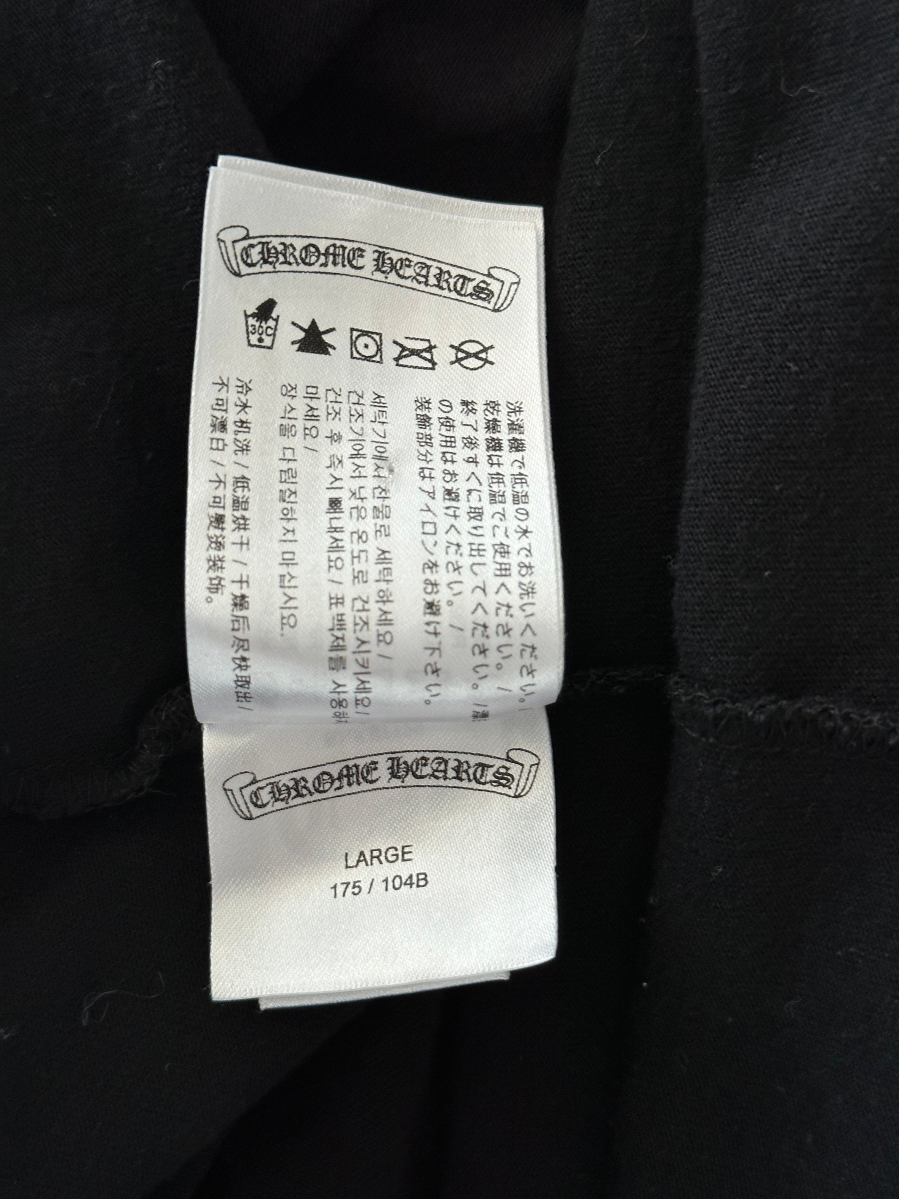Chrome Hearts Black & Red Cross Logo T-Shirt for Men - Stylish Graphic Tee for Casual Wear & Street Fashion