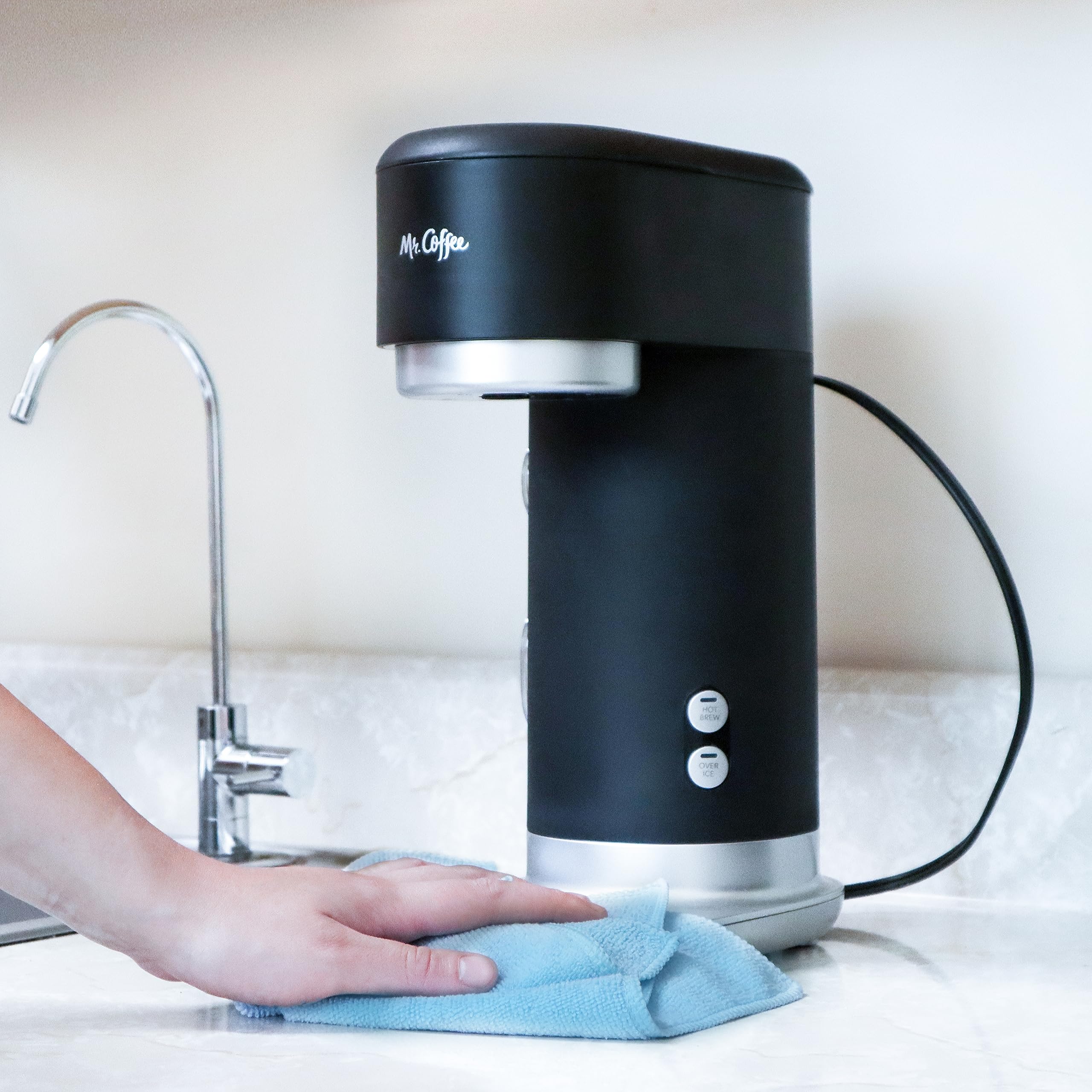 Mr. Coffee Iced Coffee Maker - Single Serve Hot & Cold Brew Machine with 22oz Reusable Tumbler, Filter & Cloth - Perfect for Home, Office & Outdoor Coffee Lovers