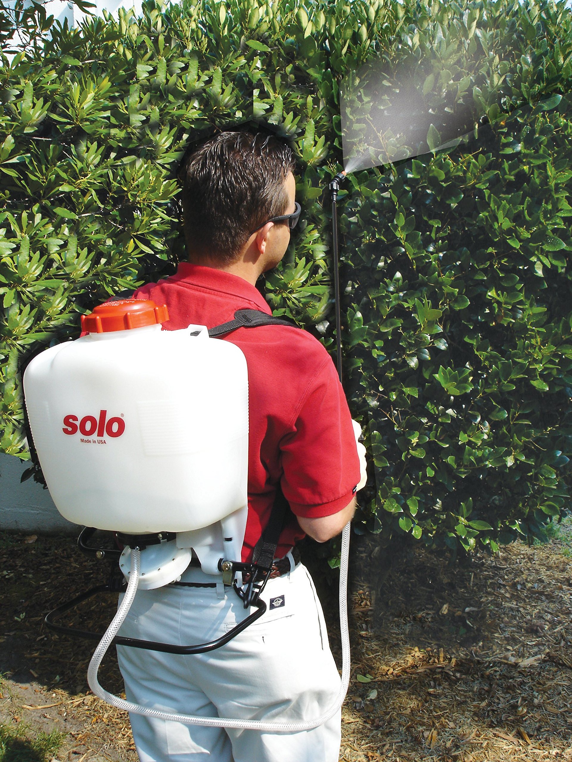 SOLO 475-B 4 Gallon Backpack Sprayer - Diaphragm Pump, Bleach Resistant - Ideal for Lawn Care, Pest Control & Disinfection