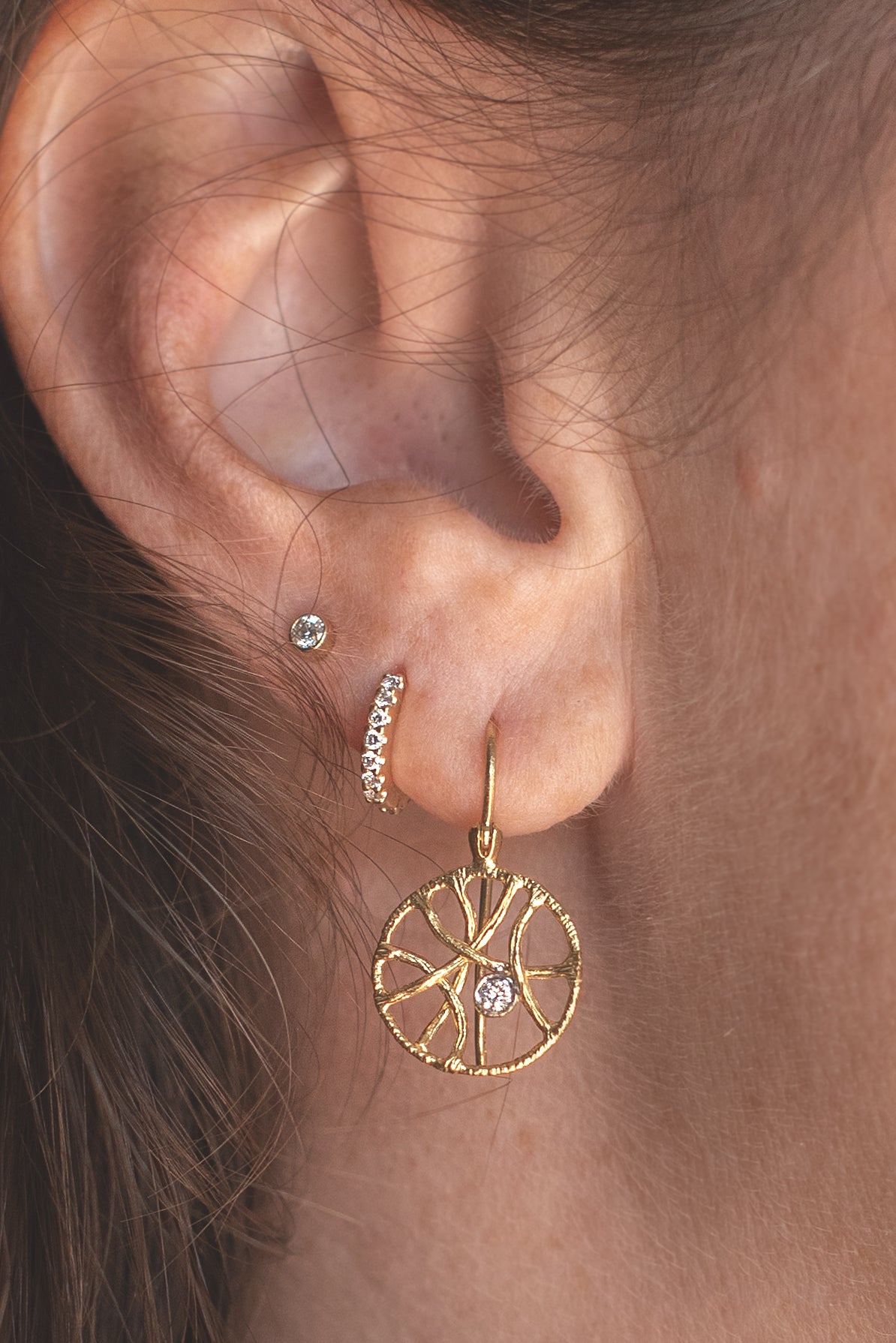 Courtney French Set Diamond Huggie Hoop Earrings - Elegant 14K Gold Huggie Hoops for Women, Perfect for Everyday Wear, Parties & Special Occasions
