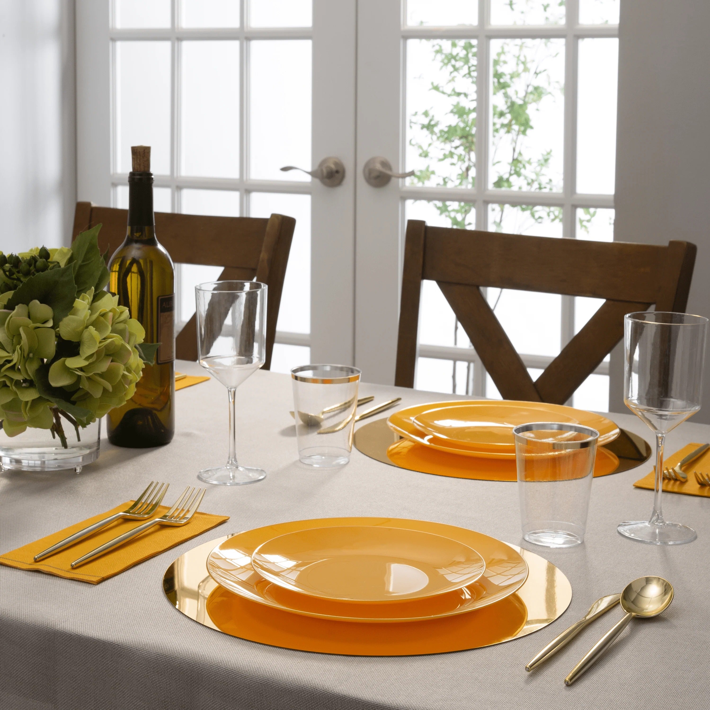 Eco-Friendly Yellow & Gold Rim Round Plastic Plates - 12-Pack BPA-Free Disposable Dinner Plates for Parties, Picnics, BBQs & Outdoor Events