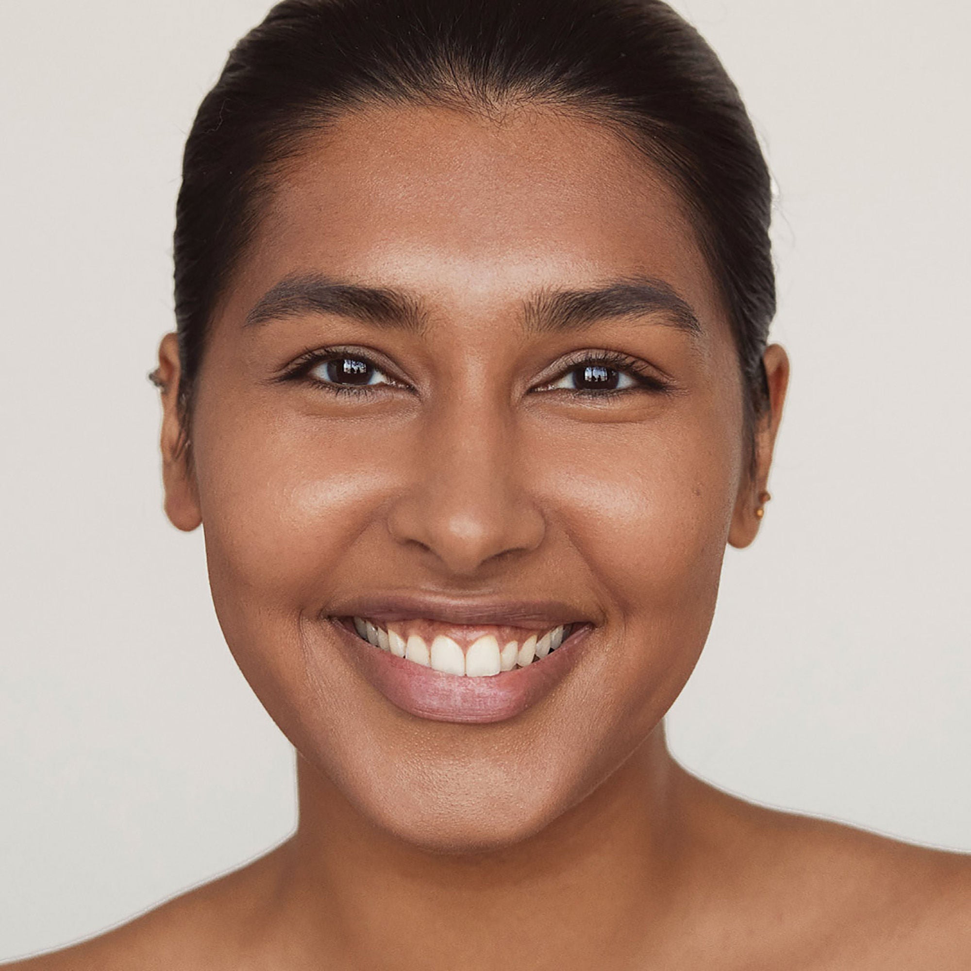 Best Invisible Touch Liquid Foundation - Lightweight, Full Coverage Makeup for Flawless Skin - Perfect for Daily Wear & Special Occasions