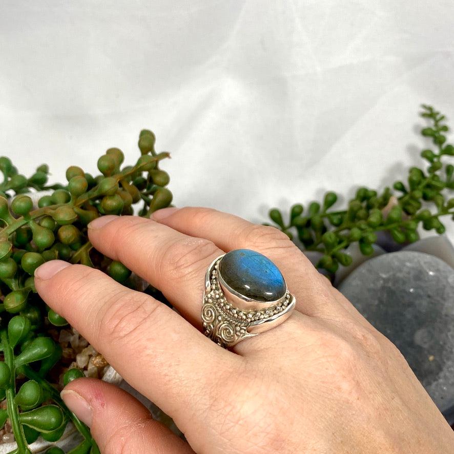 Boho Style Labradorite Oval Ring - Size 11 - Sterling Silver Handmade Jewelry - KRGJ2771 | Perfect for Festival, Wedding & Everyday Boho Fashion