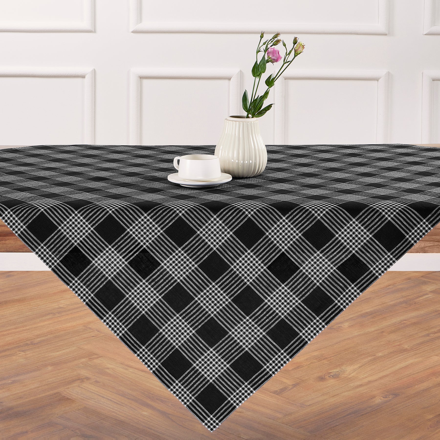 Glen Check Table Throw - Classic Plaid Table Cover for Dining, Kitchen, and Outdoor Picnics - Waterproof and Washable Fabric for Home Decor and Parties