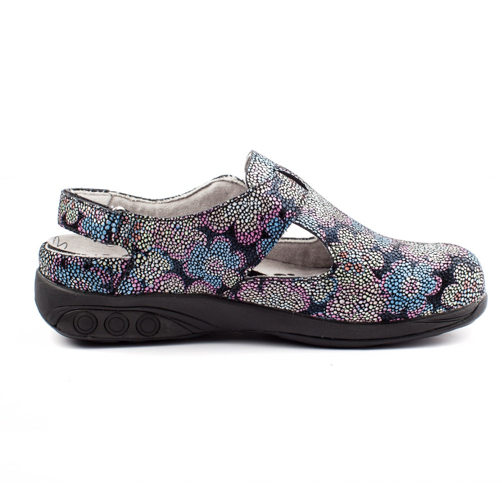 Chloe Women's Adjustable Leather Clog Sandals - Comfortable Slip-On Shoes for Casual Wear & Home Use