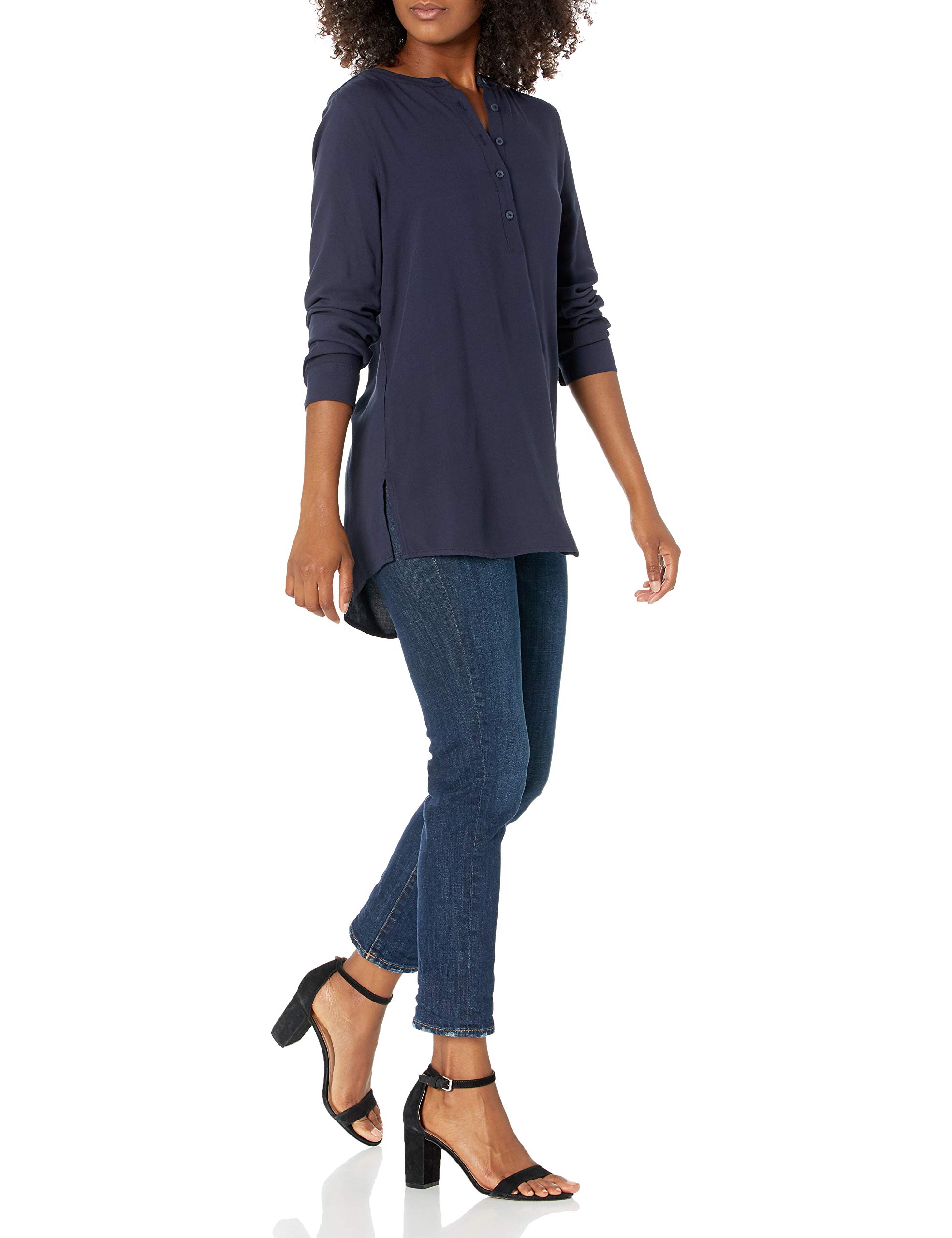 Amazon Essentials Women's Long-Sleeve Woven Blouse - Comfortable Stretch Work Shirt for Office, Business Casual & Professional Outfits