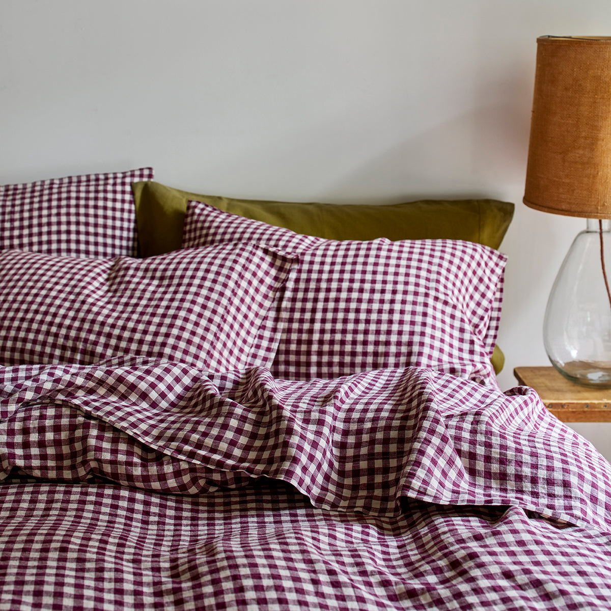 Premium 100% Linen Pillowcase Set (2-Pack) - Soft & Breathable Berry Gingham Pattern - Perfect for Bedroom, Guest Room & Cozy Home Decor