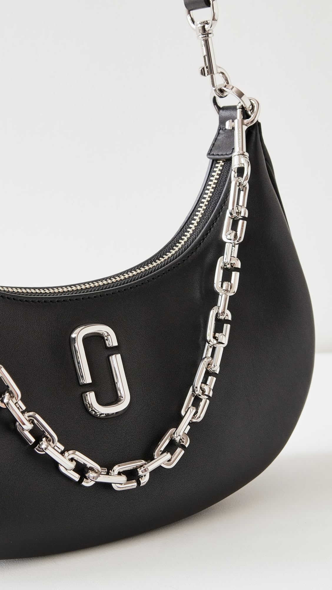 Marc Jacobs The Small Curve Bag for Women - Stylish Crossbody Purse with Adjustable Strap, Perfect for Work, Travel & Everyday Use