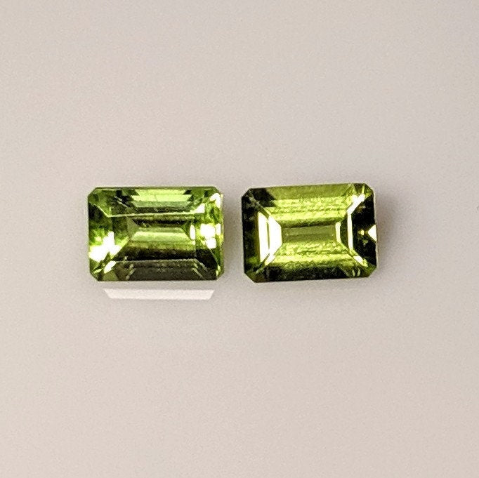 Natural Genuine Pakistani Peridot Loose Stones - 7x5mm Emerald Cut, 2.05tcw VVS, August Birthstone (Matched Pair) - Perfect for Jewelry Making, Engagement Rings & Birthstone Gifts