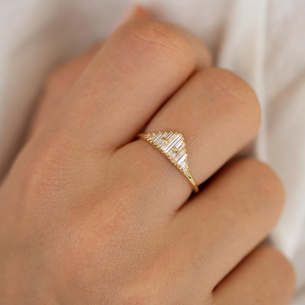 Vintage Style Art Deco Baguette Diamond Engagement Ring - Elegant Cluster Wedding Band for Women, Perfect for Proposals, Anniversaries & Special Occasions