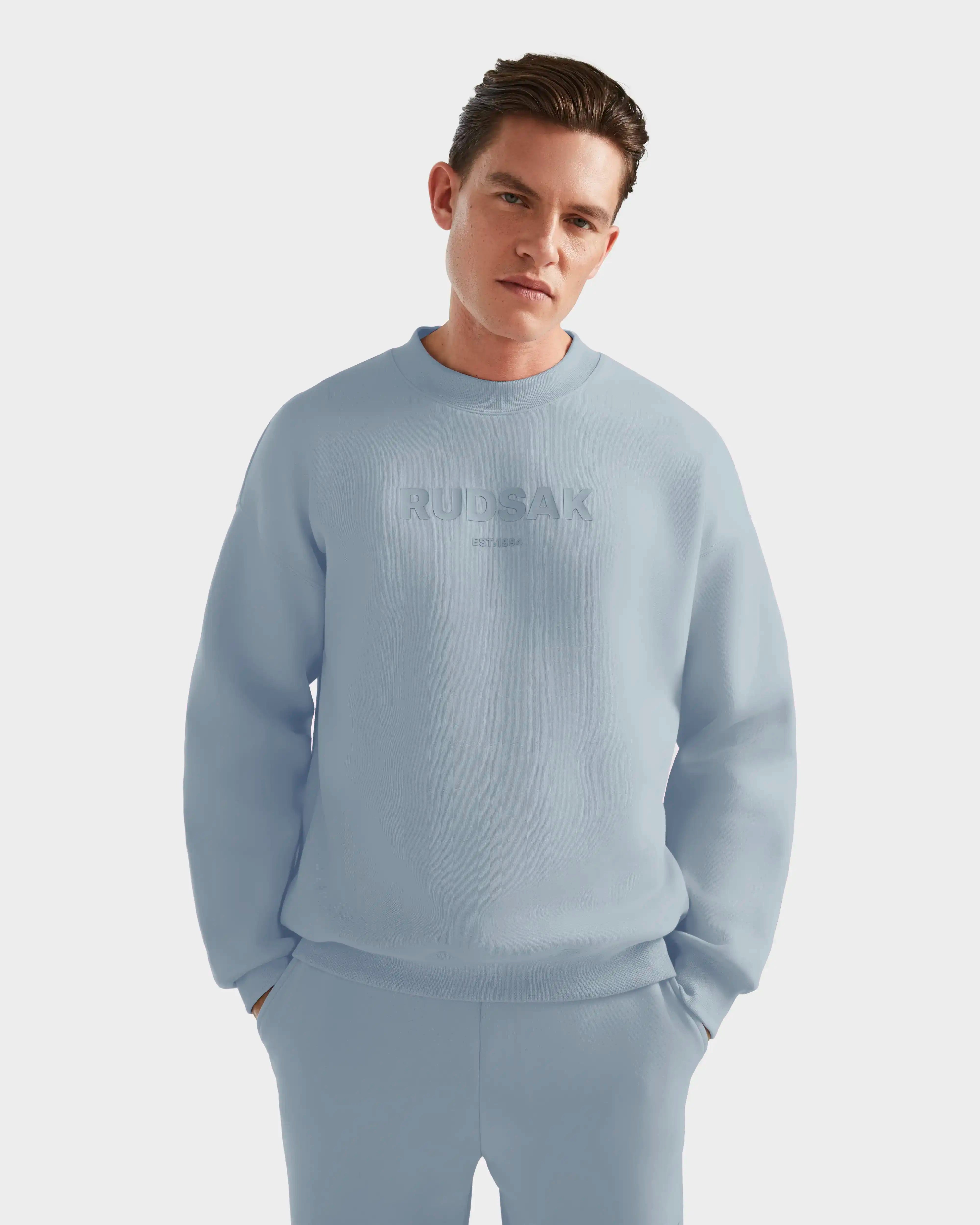 BRYN 9524007 Sky Blue M - Stylish and Comfortable Men's T-Shirt for Casual Wear, Outdoor Activities, and Everyday Fashion