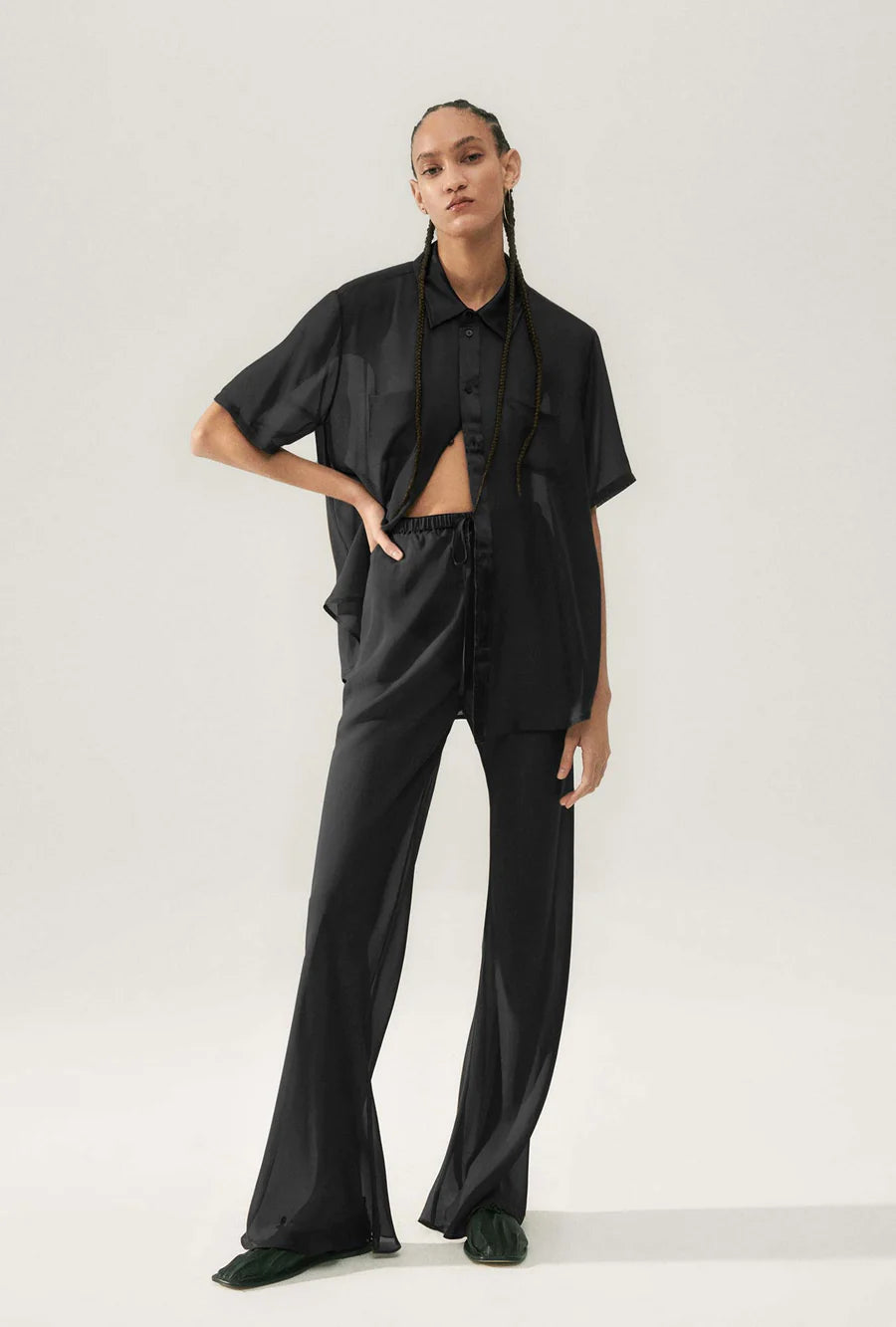 Chiffon Short Sleeve Boyfriend Shirt for Women - Black Loose Fit Casual Blouse for Date Night & Office Wear