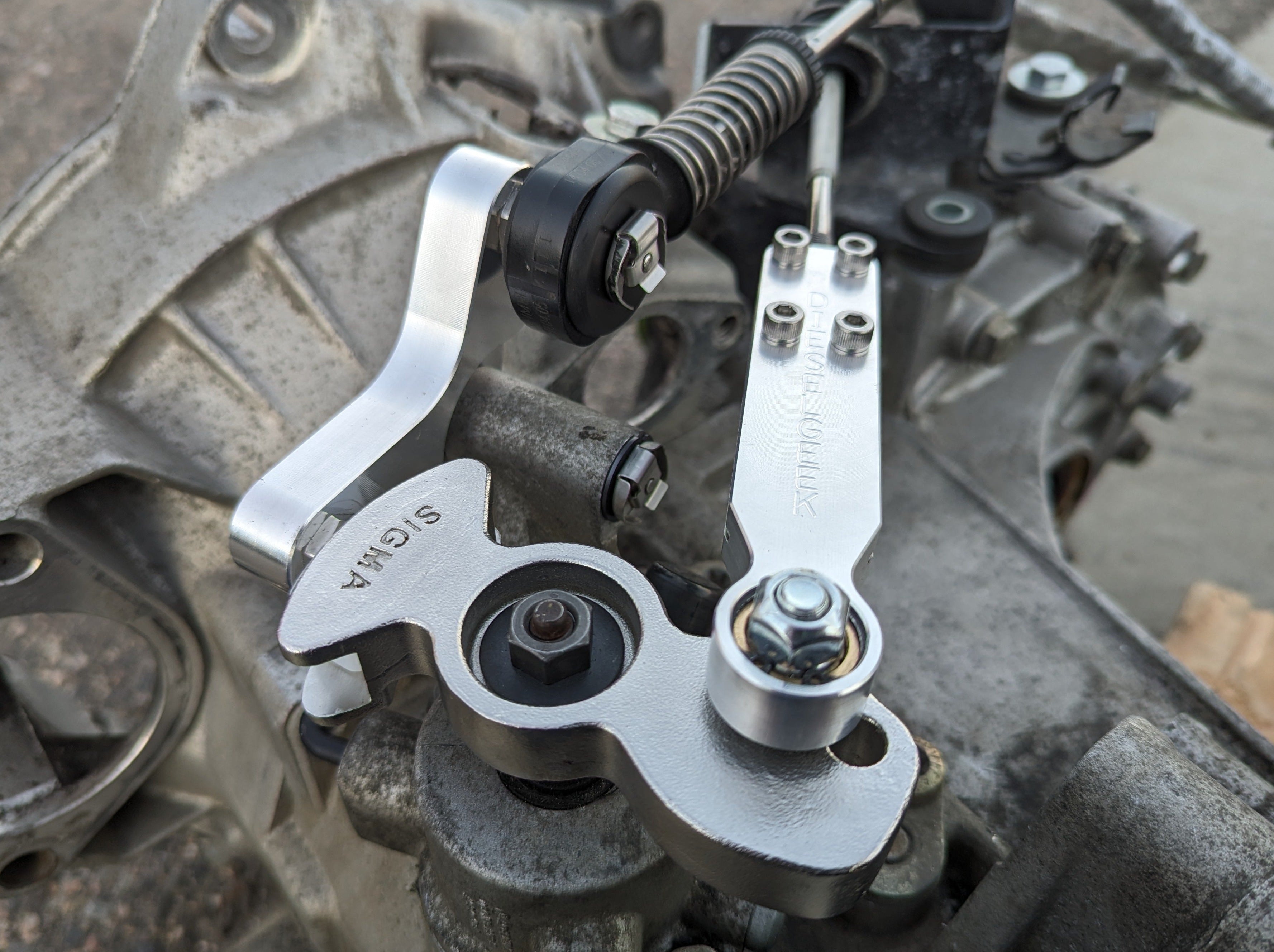 Sigma 5 Five Speed Short Shift Kit for Volkswagen MK4 Golf/Jetta - Performance Gear Shifter Upgrade for Smoother Shifting (Perfect for Racing & Daily Driving)