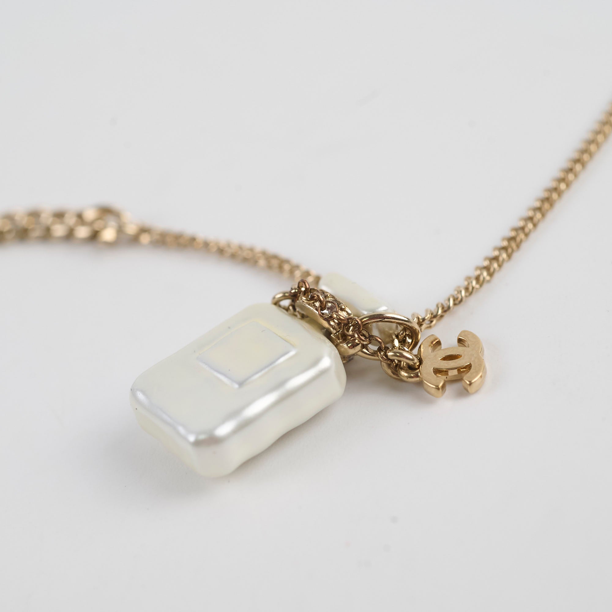 Chanel No.5 Perfume Bottle Necklace - Elegant Fashion Jewelry Inspired by Iconic Fragrance | Perfect Gift for Women, Birthday, Anniversary & Special Occasions