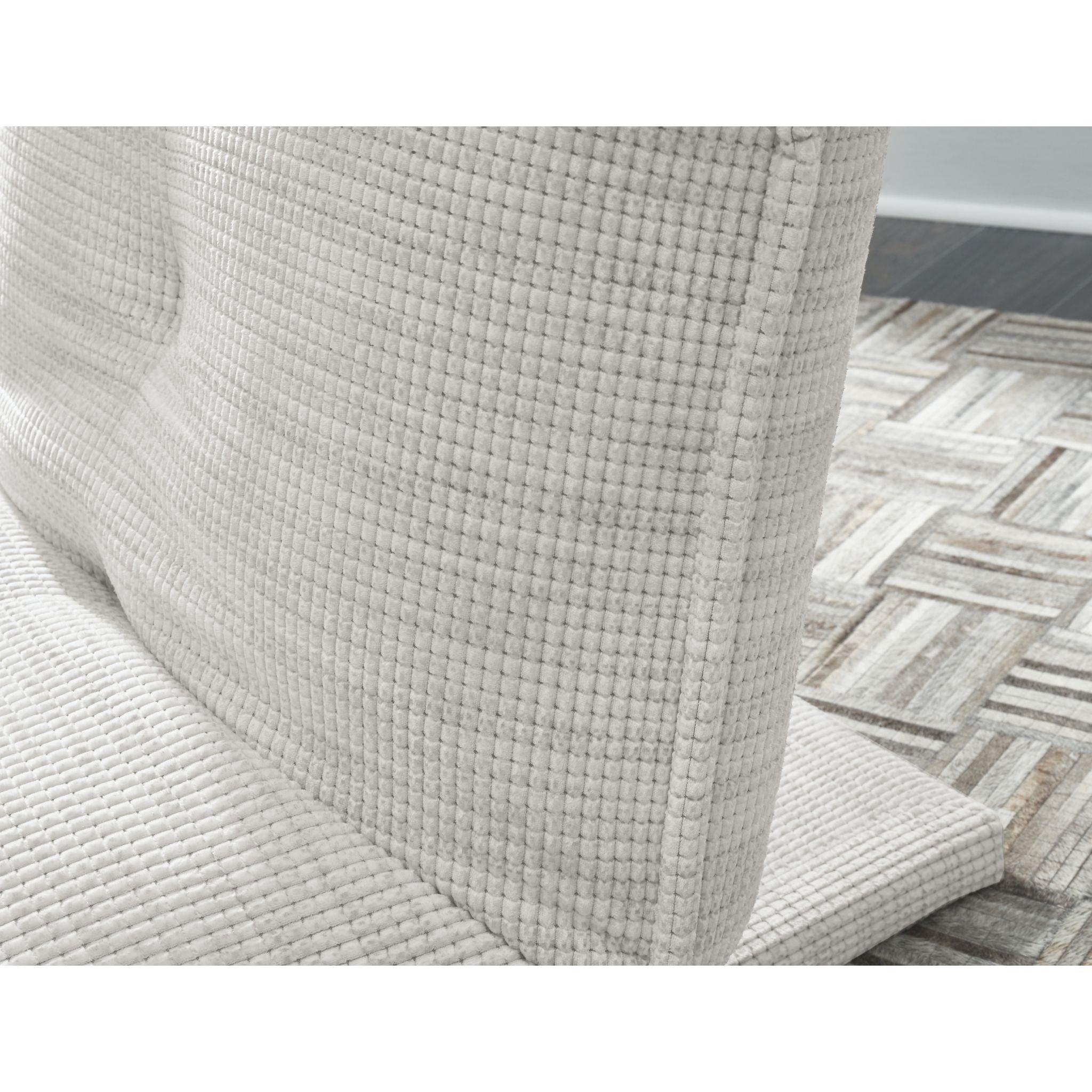Baxford Accent Chair in Gray - Modern Living Room Lounge Chair for Home Decor & Relaxation | Perfect for Reading Nook, Bedroom or Office