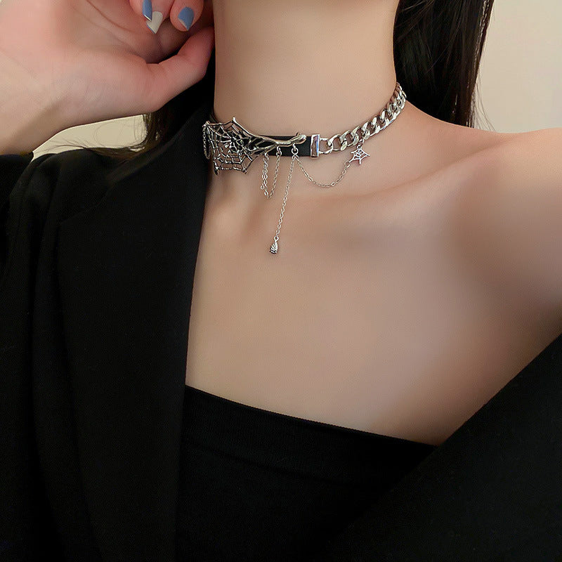 Spider Serpent Black Leather Choker Necklace Punk Gothic Collar for Women & Men | HN1872 | Perfect for Halloween, Cosplay, and Gothic Fashion Accessories