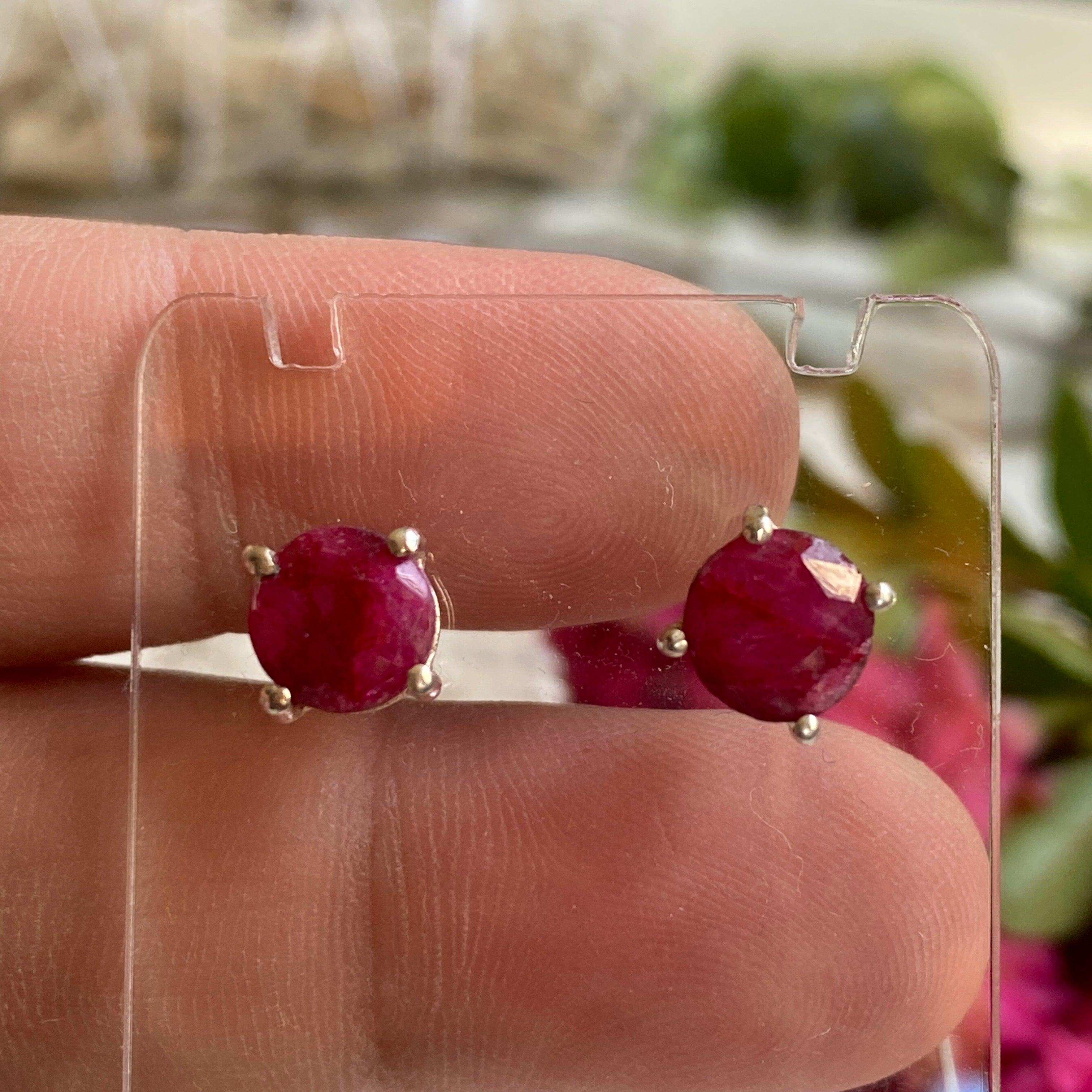 Ruby Round Faceted Stud Earrings KEGJ921 - Elegant Jewelry for Women, Perfect for Parties, Weddings & Everyday Wear