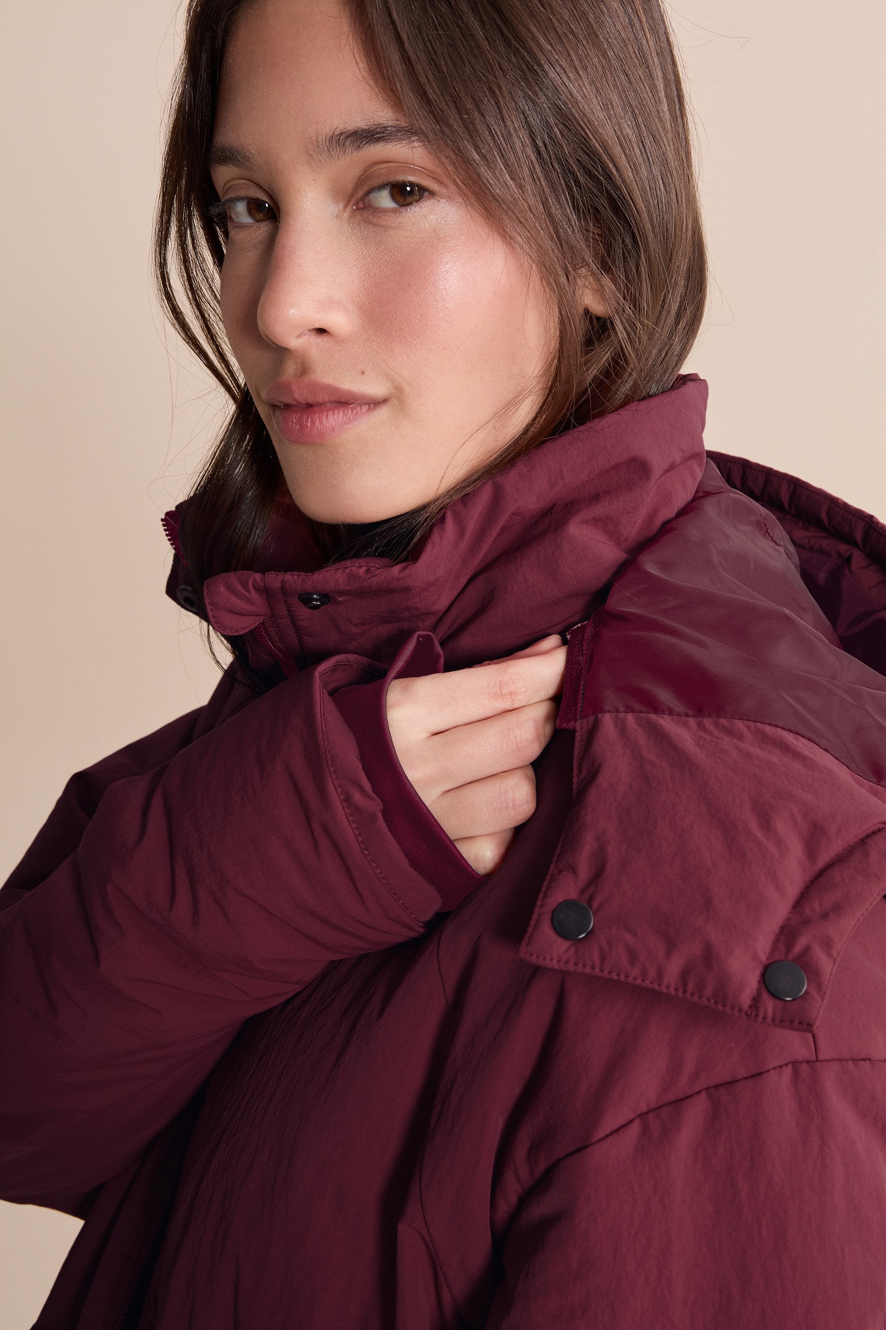 Fluffy Nylon Core Jacket - Lightweight Warm Winter Coat for Women & Men | Perfect for Outdoor Activities, Hiking, and Cold Weather Fashion