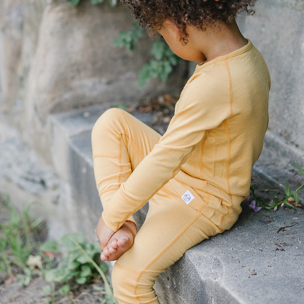 Kids Merino Wool Base Layer & Leggings Set - Soft Thermal Underwear for Cold Weather - Perfect for Winter Sports, Skiing, and Outdoor Activities