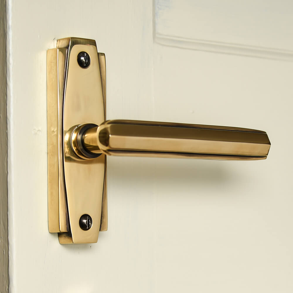 Vintage Art Deco Lever Latch Door Handles - Polished Antique Brass Finish - Perfect for Bedroom, Bathroom, and Cabinet Doors