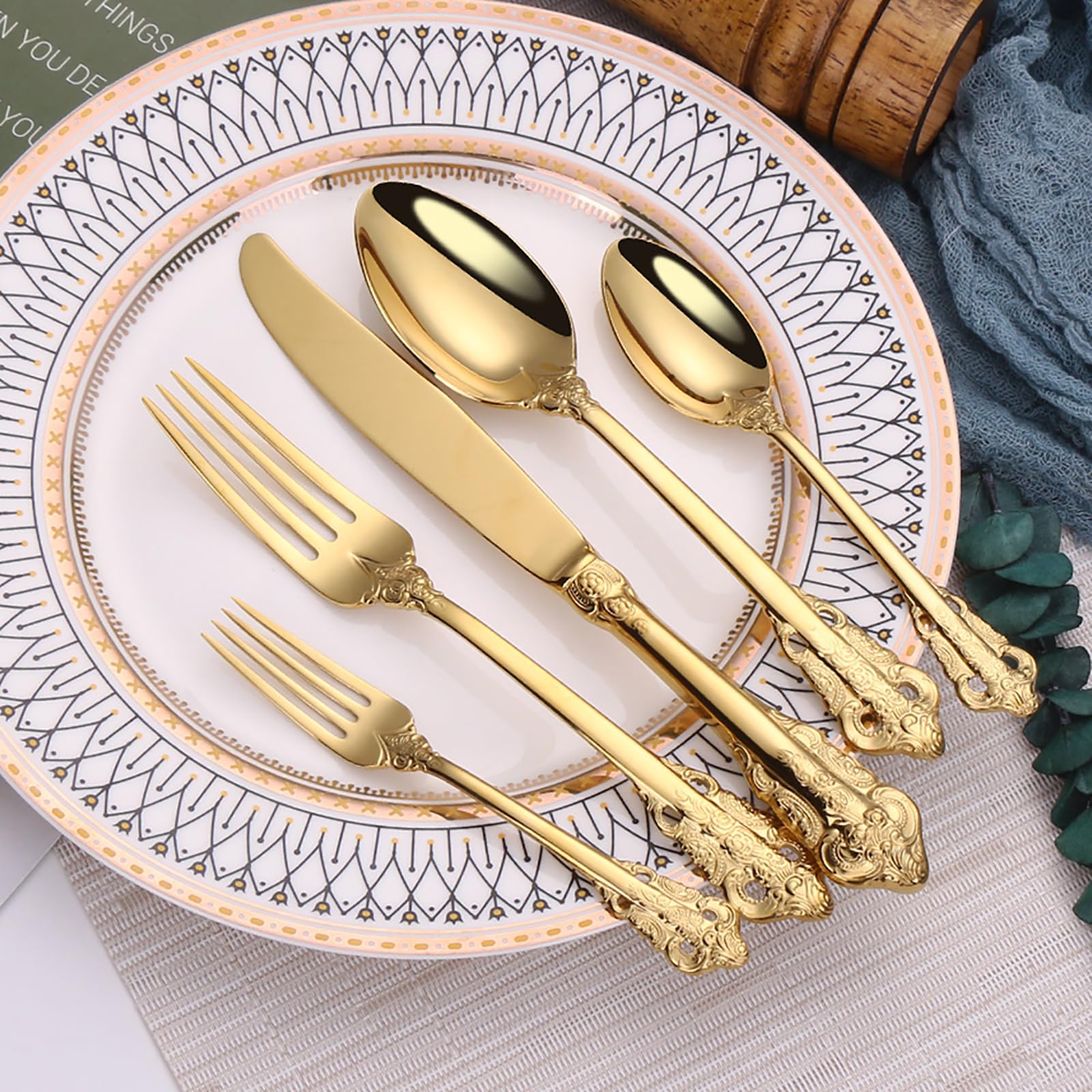 Premium 30-Piece Gold Stainless Steel Flatware Set for 6 - Mirror Polished Silverware & Cutlery Set for Home, Restaurant & Wedding - Dishwasher Safe Tableware for Fine Dining & Entertaining