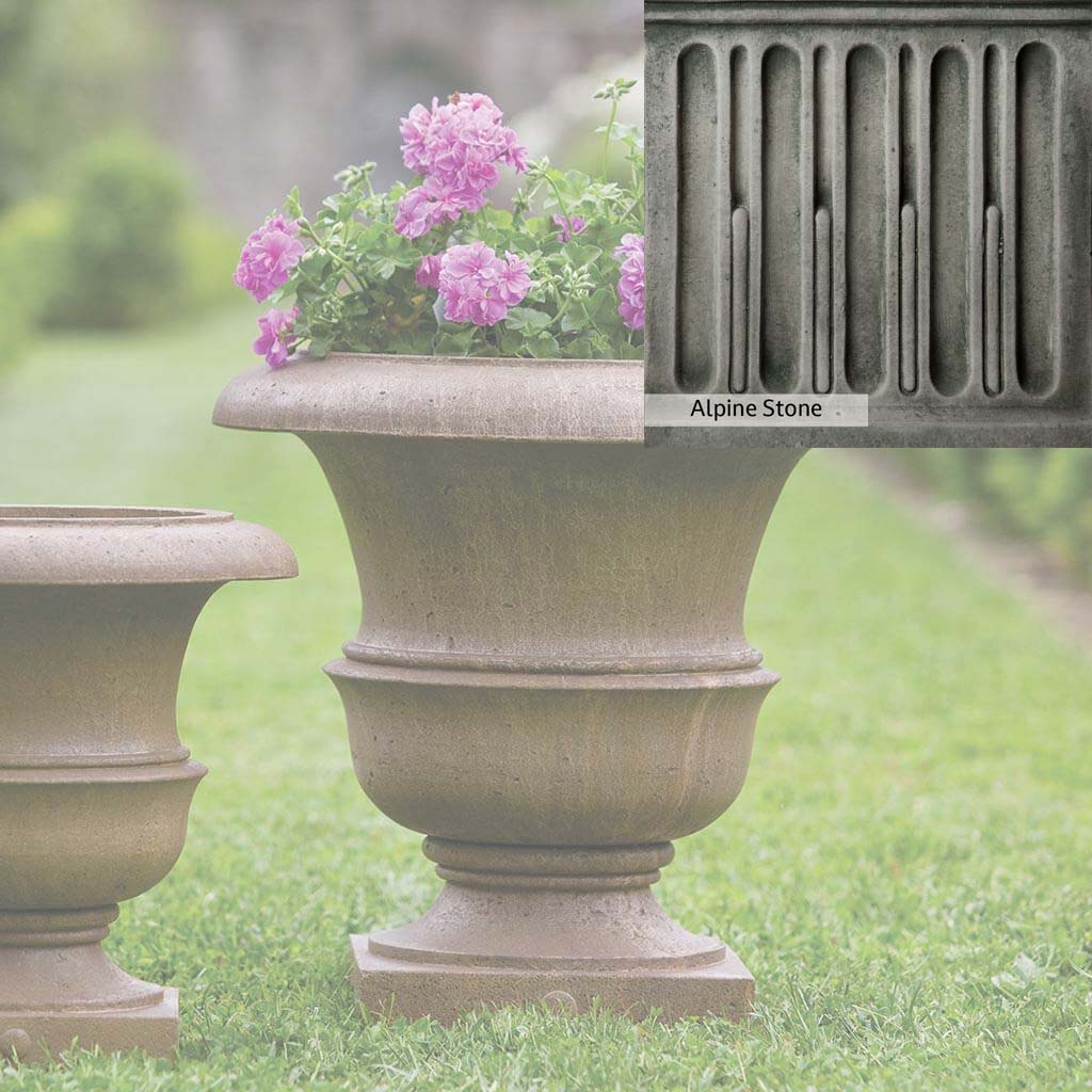 Campania International Williamsburg Wren Large Planter - Outdoor Garden Decor for Patio, Porch, and Yard - Classic Ceramic Flower Pot for Plants and Flowers