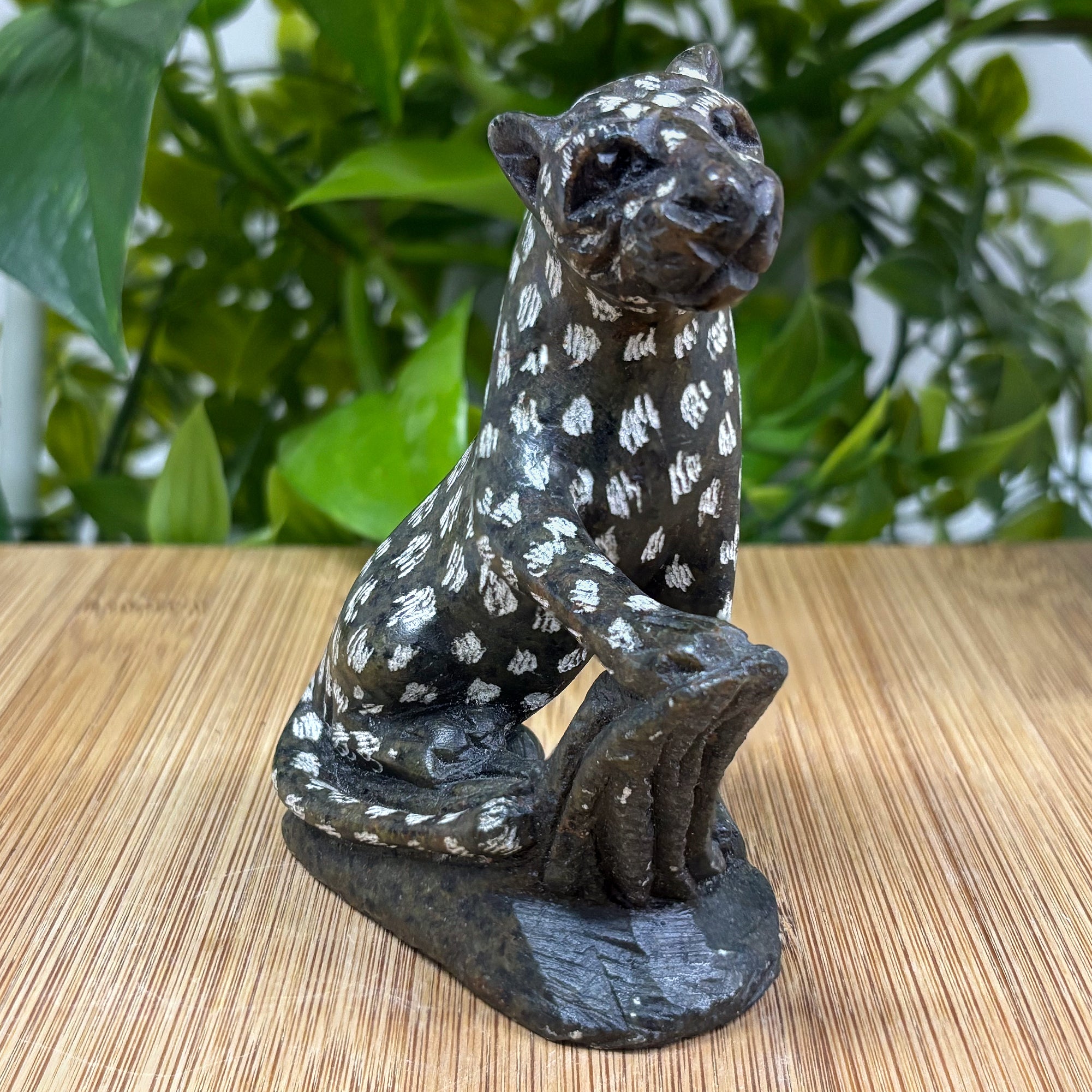 Hand Carved Natural Serpentine Leopard Crystal Figurine - Unique Gemstone Animal Statue for Home Decor, Office Display & Spiritual Healing