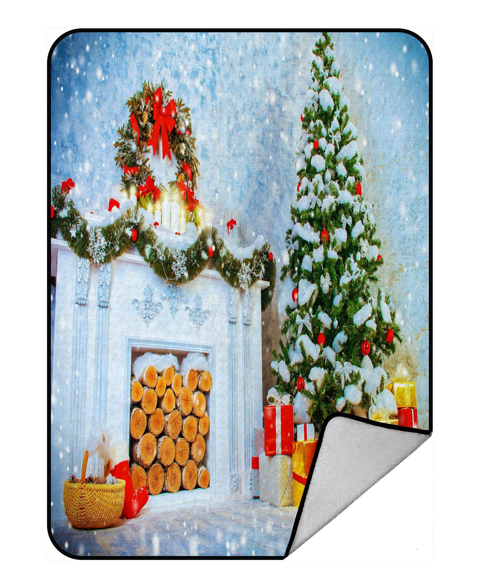 ECZJNT Cozy Fleece Throw Blanket 58x80 Inch - Fireplace & Christmas Tree Design - Ultra Soft Plush Blanket for Living Room, Bedroom, or Holiday Decor