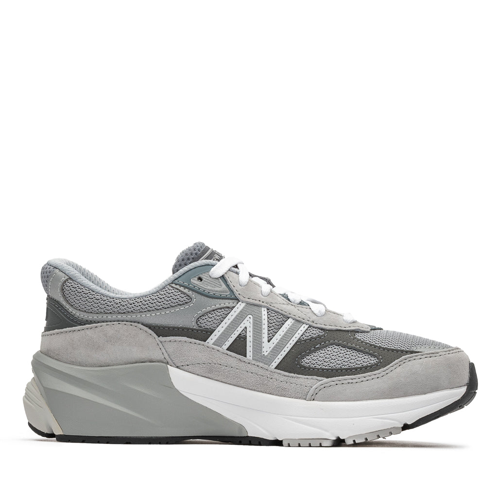 New Balance FuelCell 990v6 (GS) Running Shoes - Lightweight Grey Sneakers for Women & Girls - Perfect for Jogging, Gym Workouts & Casual Wear