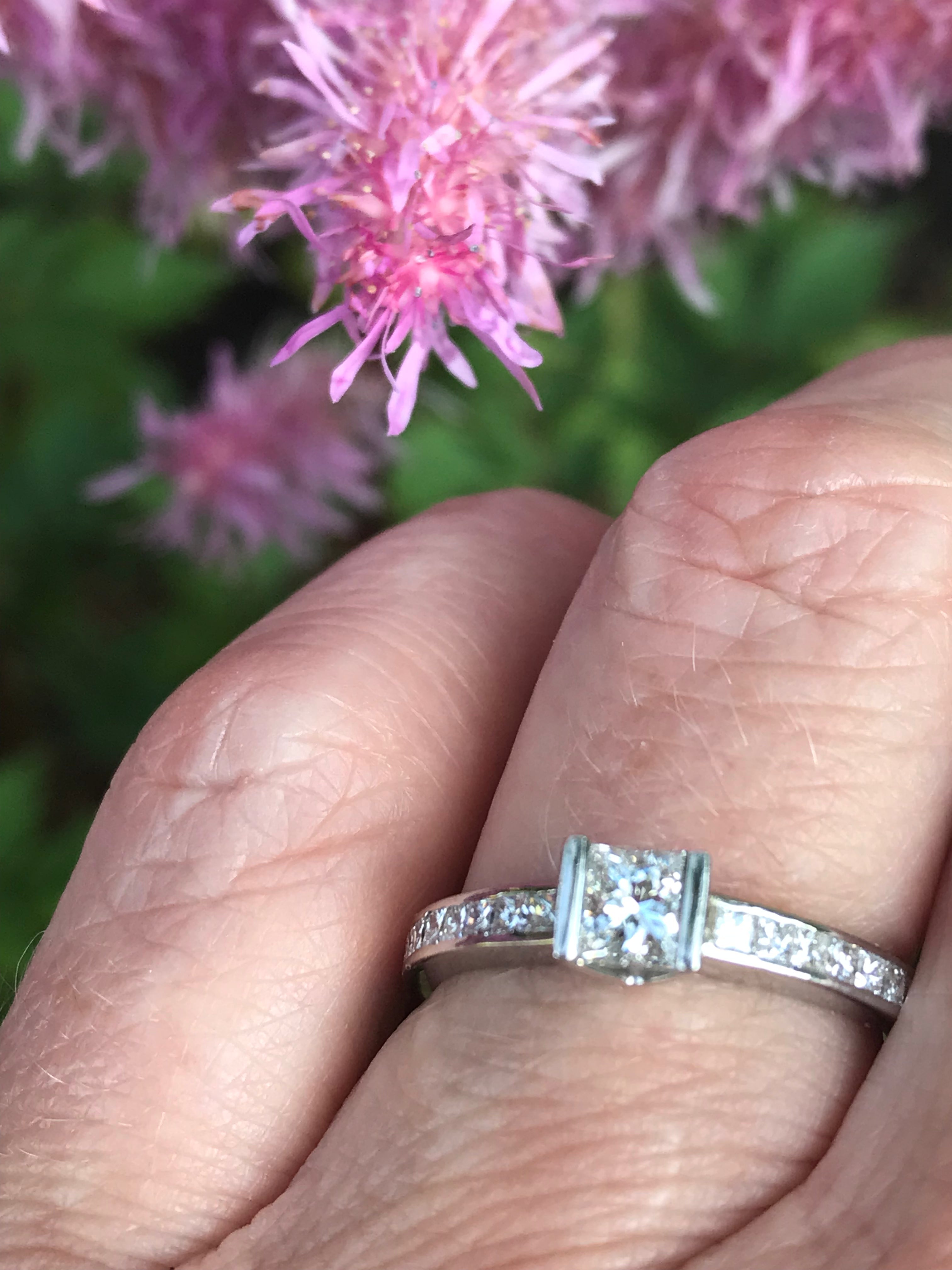 Platinum Princess Cut Natural Diamond Ring with Shoulder Set - 0.80ct FVS1 Clarity, Elegant Engagement & Wedding Jewelry for Women
