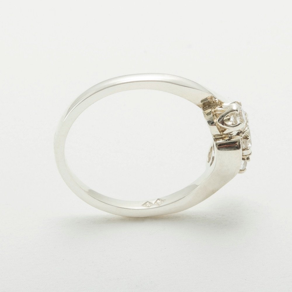 925 Sterling Silver Cubic Zirconia Women's Trilogy Ring - Elegant Stackable Band for Engagement, Wedding, Anniversary & Everyday Wear