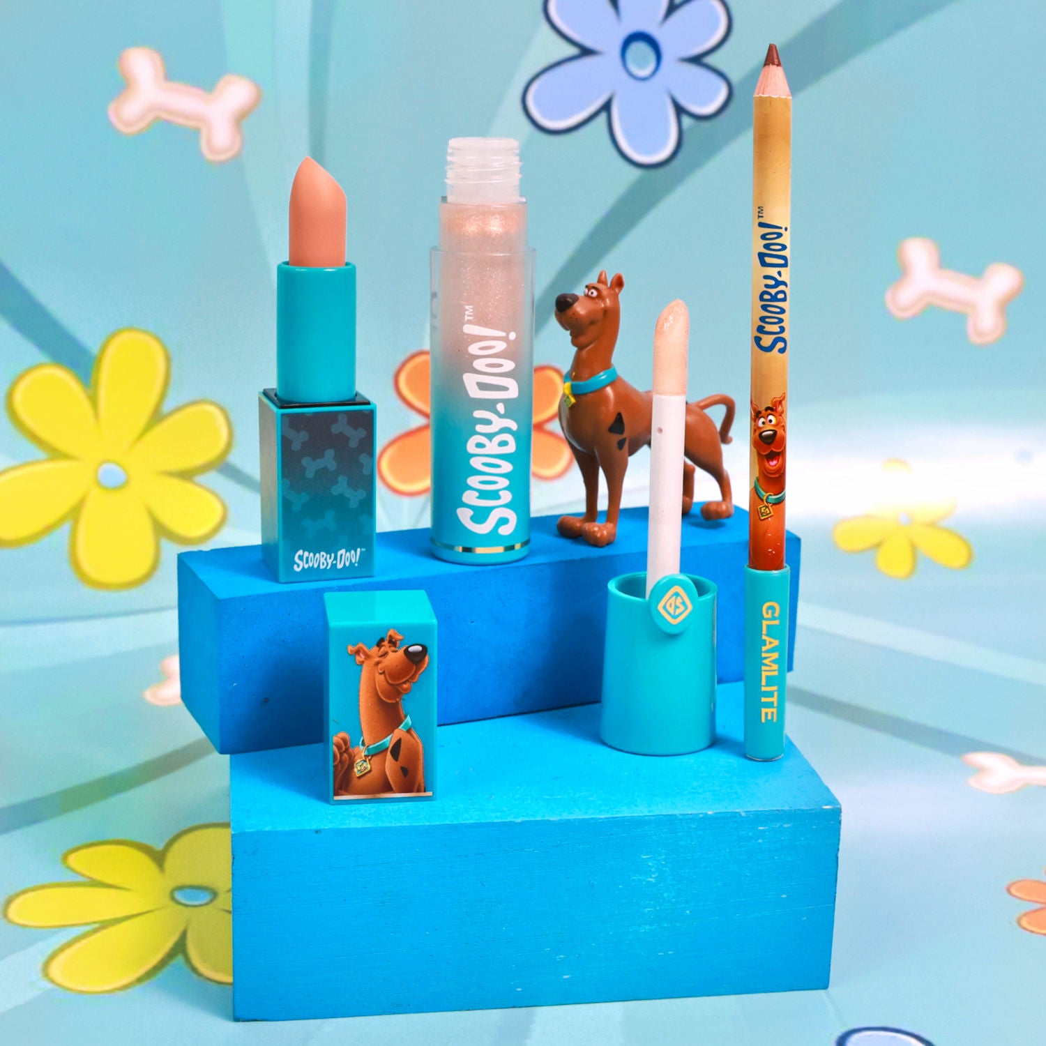 Scooby Doo Lip Kit - 3-Piece Lipstick Set with Gloss & Liner | Cartoon Character Makeup for Halloween, Cosplay & Themed Parties | Long-Lasting & Moisturizing