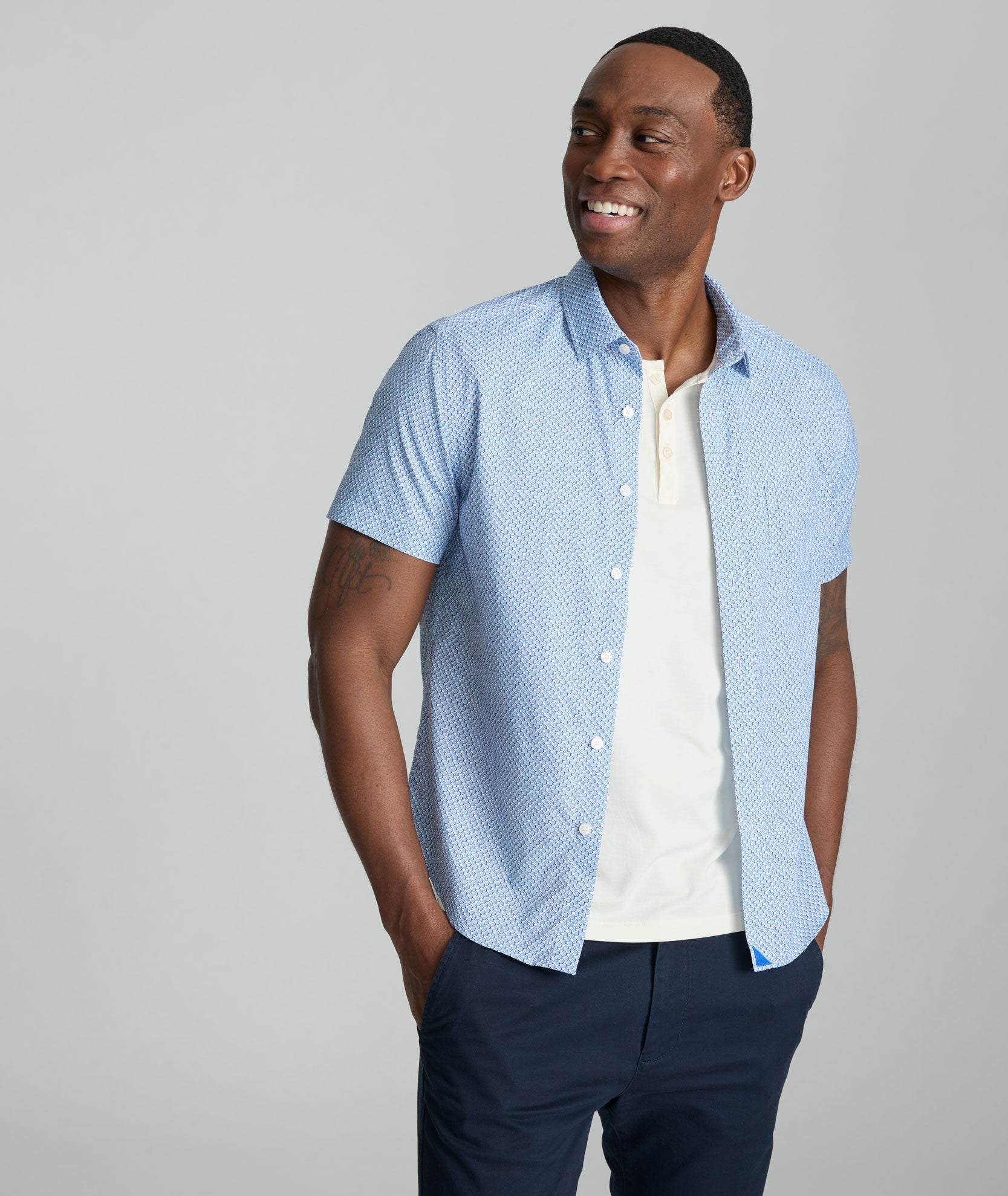 Performance Short Sleeve Shirt with Pocket - Moisture Wicking Activewear for Men - Gym, Running & Outdoor Sports