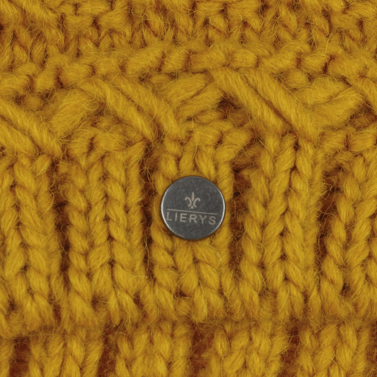 Lierys Pinea Oversize Knit Hat - Soft Chunky Cable Knit Beanie for Women & Men | Winter Warm Wool Hat for Outdoor Activities, Skiing & Snowboarding