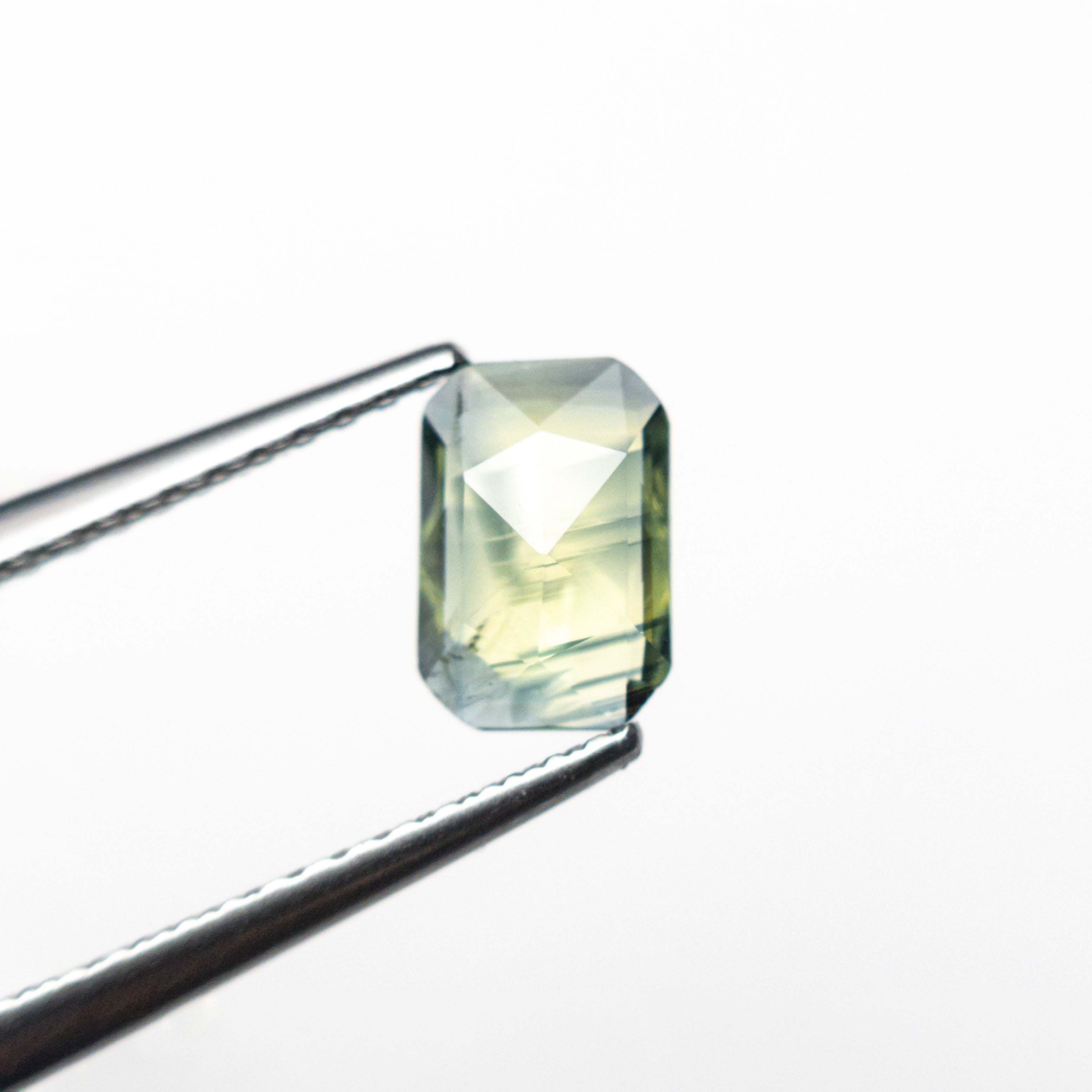 0.77ct Natural Blue Sapphire Gemstone - 6.95x4.74x2.11mm Cut Corner Rectangle Shape for Jewelry Making, Engagement Rings & Fine Collections