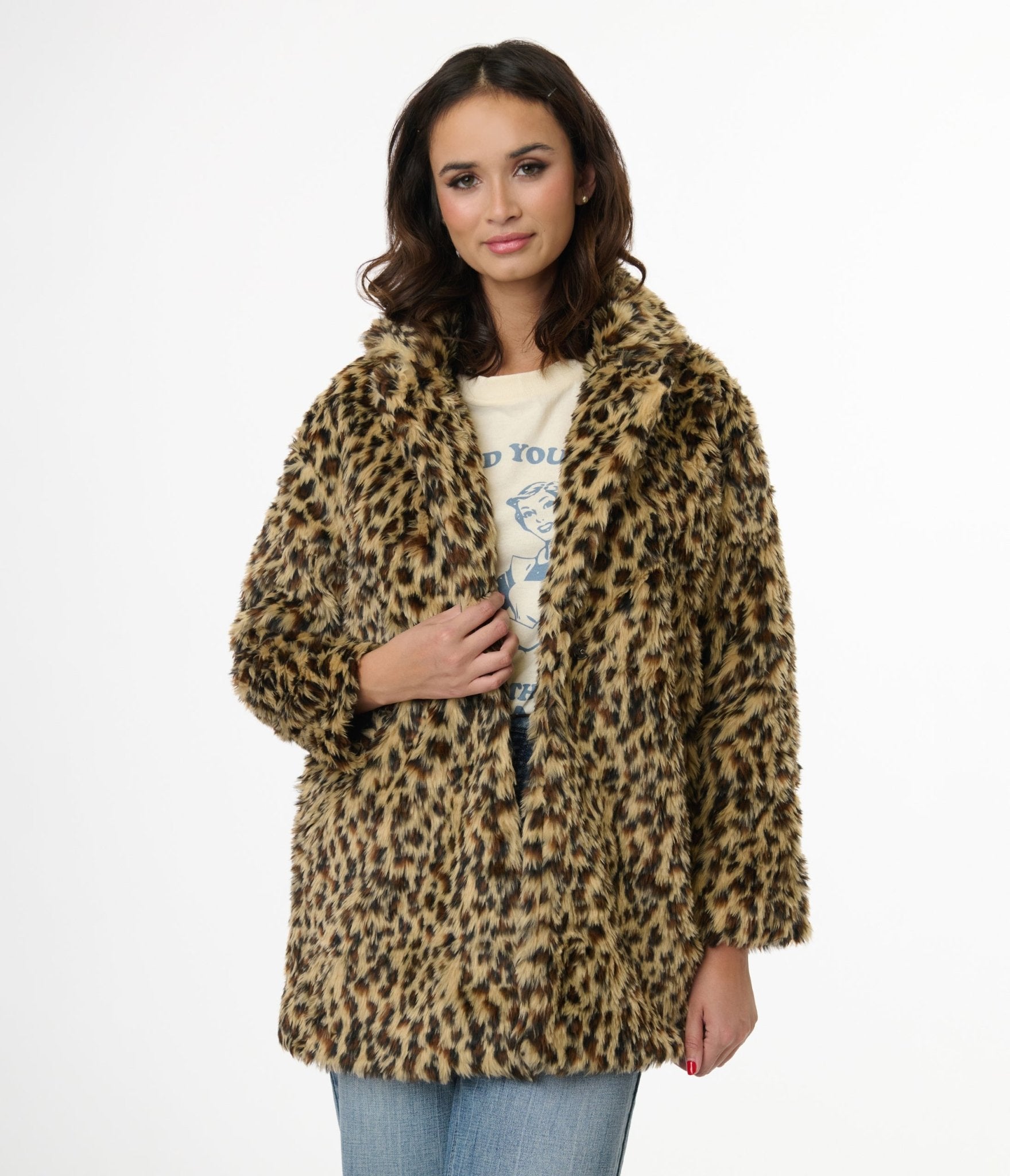 Faux Fur Leopard Print Jacket for Women - Cozy Winter Coat with Hood, Fashionable Animal Print Outerwear for Casual Outings & Street Style