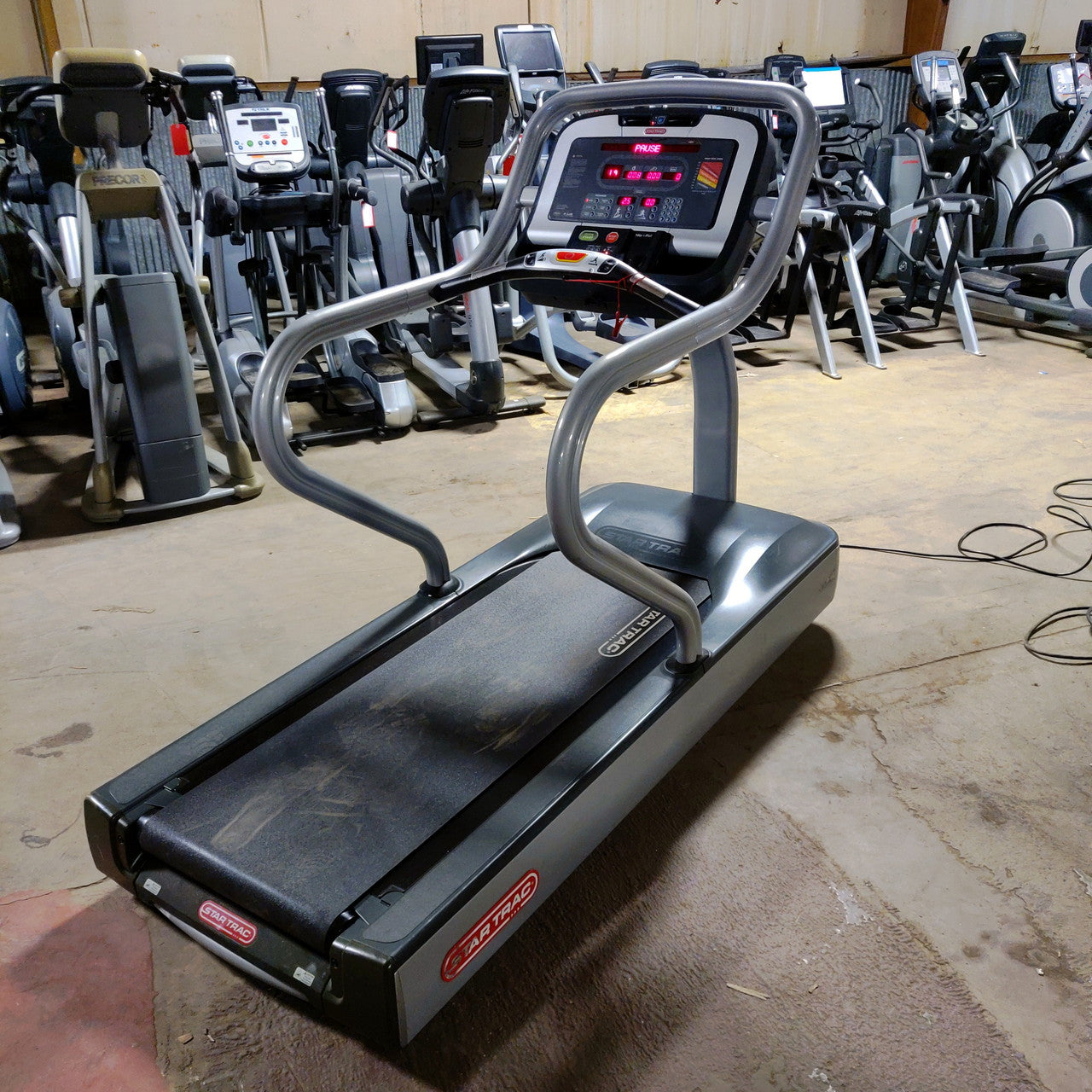 Star Trac E-TRx Commercial Treadmill - Heavy Duty Gym Equipment for Home & Fitness Studios | Perfect for Cardio Workouts, Running & Weight Loss Training