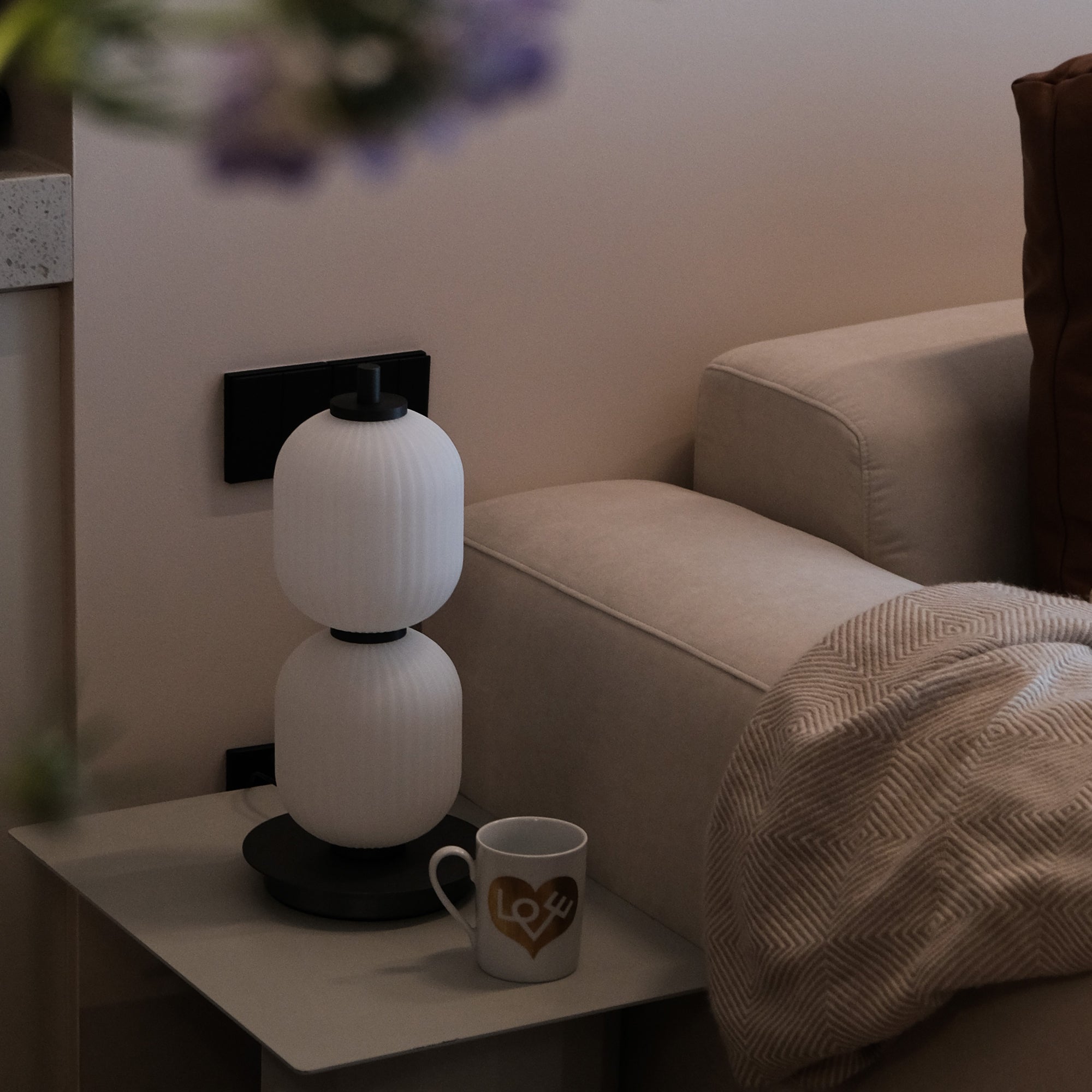 Modern Collier Table Lamp - Adjustable LED Desk Light for Home Office, Bedroom & Study - Warm White & Cool White Light Modes for Reading, Working & Relaxing