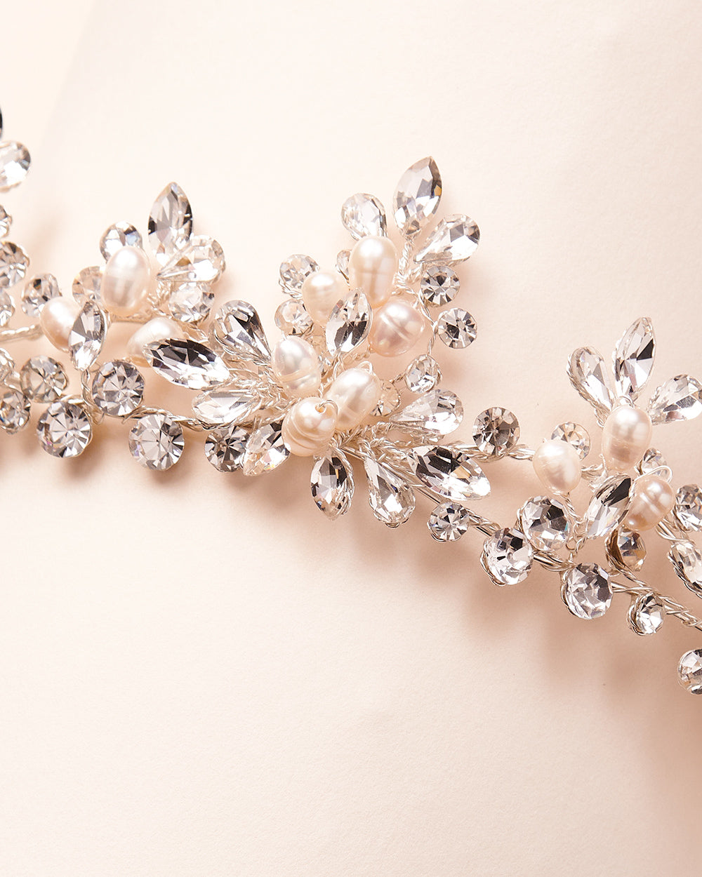 Elegant Pearl Crown for Women - Vintage Bridal Tiara Headpiece for Weddings, Prom, Pageants & Special Occasions
