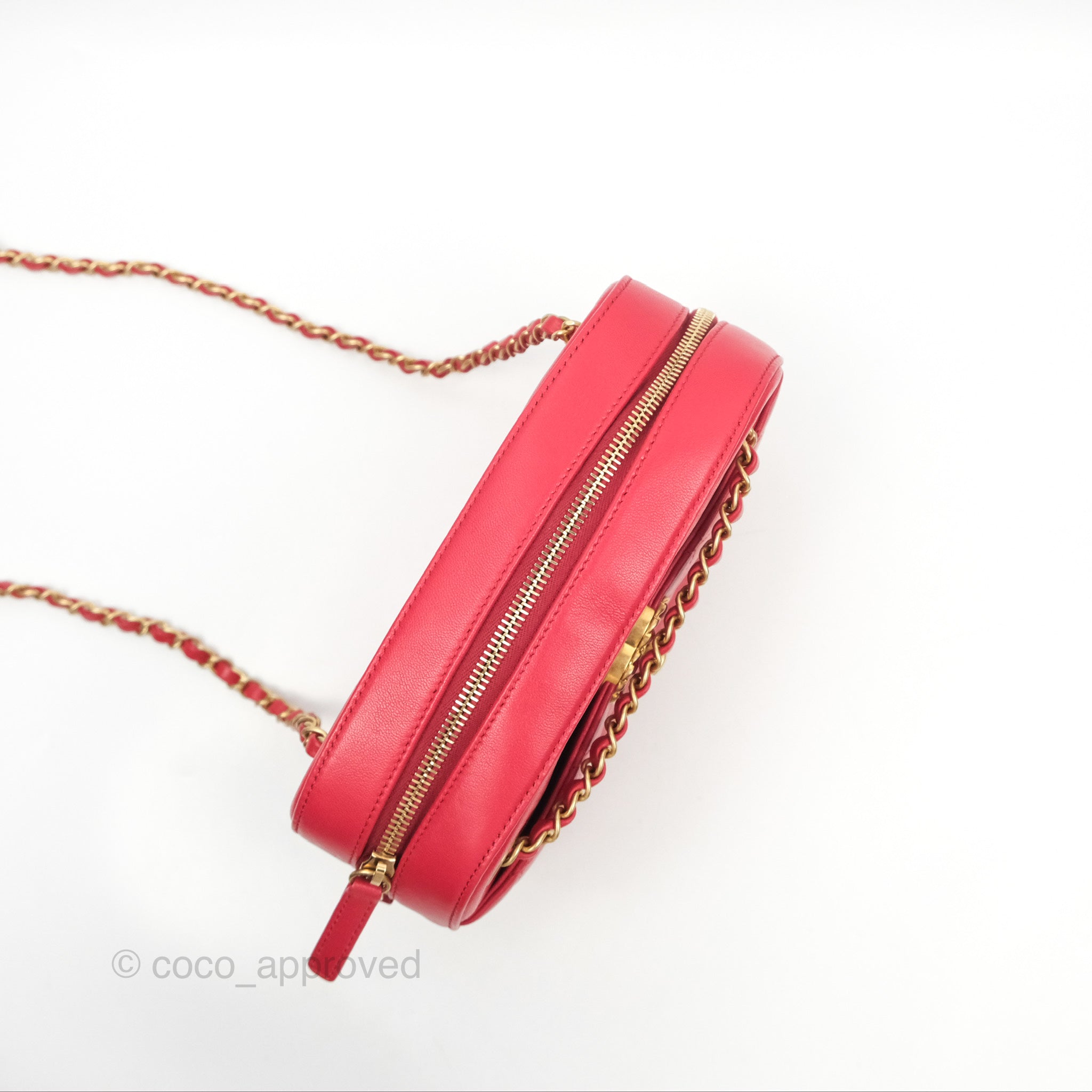 Chanel Red Goatskin Camera Bag with Aged Gold Chain Strap - Luxury Crossbody Bag for Women, Perfect for Parties & Evening Events
