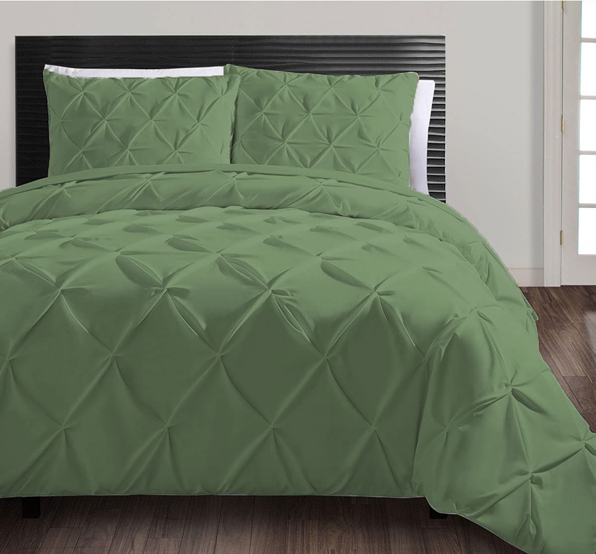 Luxurious 3-Piece Pintuck Duvet Cover Set - 100% Egyptian Cotton 500 Thread Count King Size in Moss Green | Premium Bedding for Master Bedroom, Guest Room & Hotel Decor