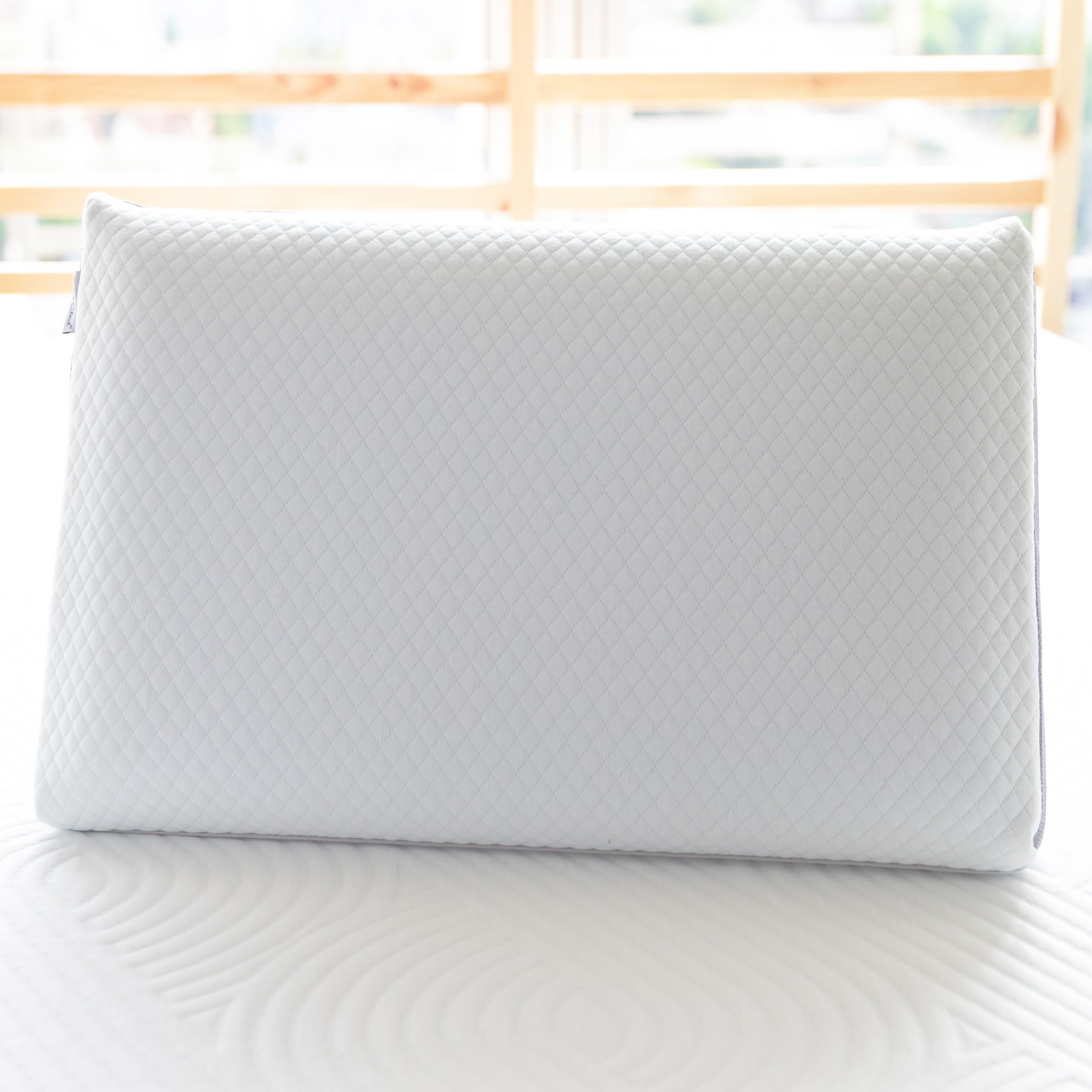 Cooling Gel Memory Foam Pillow for Side & Back Sleepers - 5.5 Inch Breathable Medium Support Pillow with Dual Cooling Technology | Perfect for Hot Sleepers, Neck Pain Relief & Better Sleep