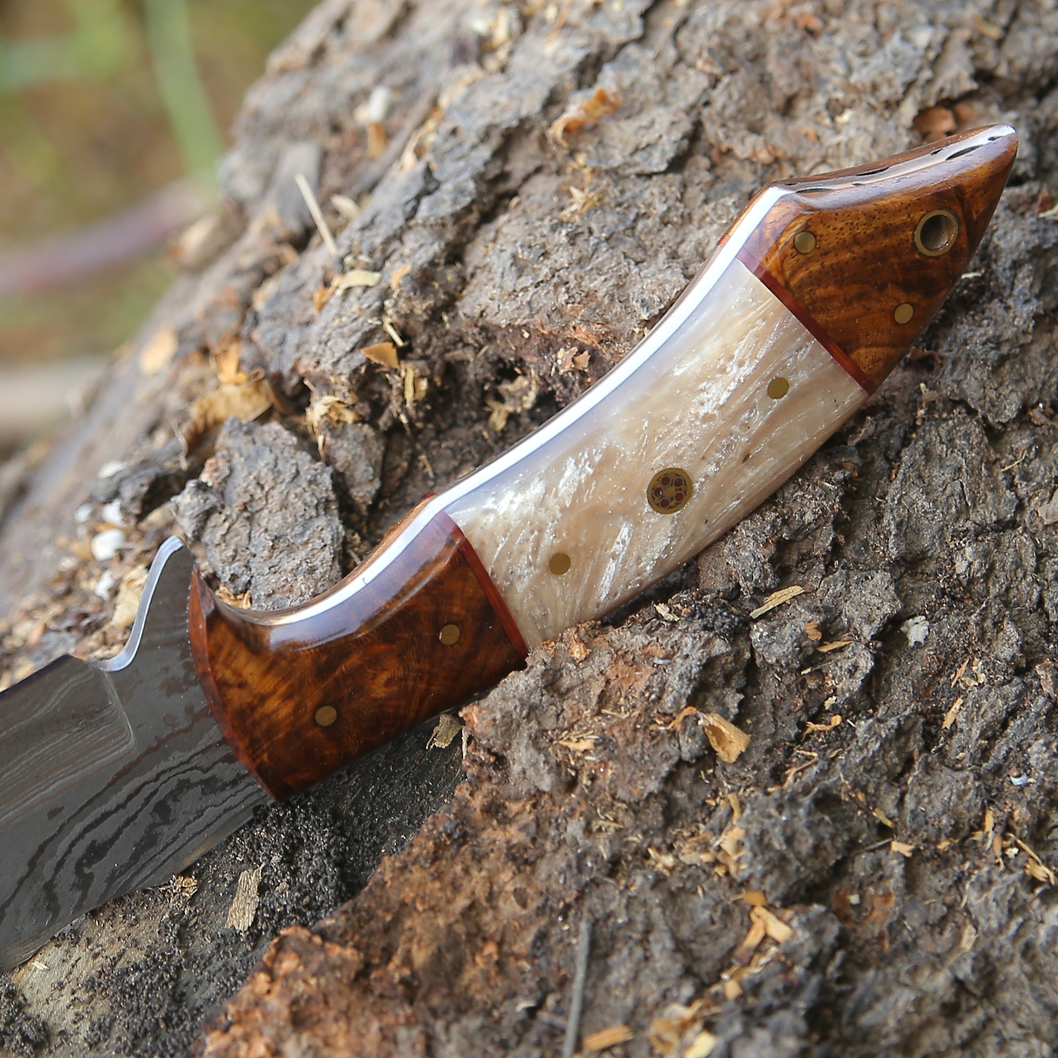 Premium Handmade Damascus Steel Knife with Mother of Pearl Resin & Rosewood Handle - Hunting, Camping, Survival, and Outdoor EDC Tool
